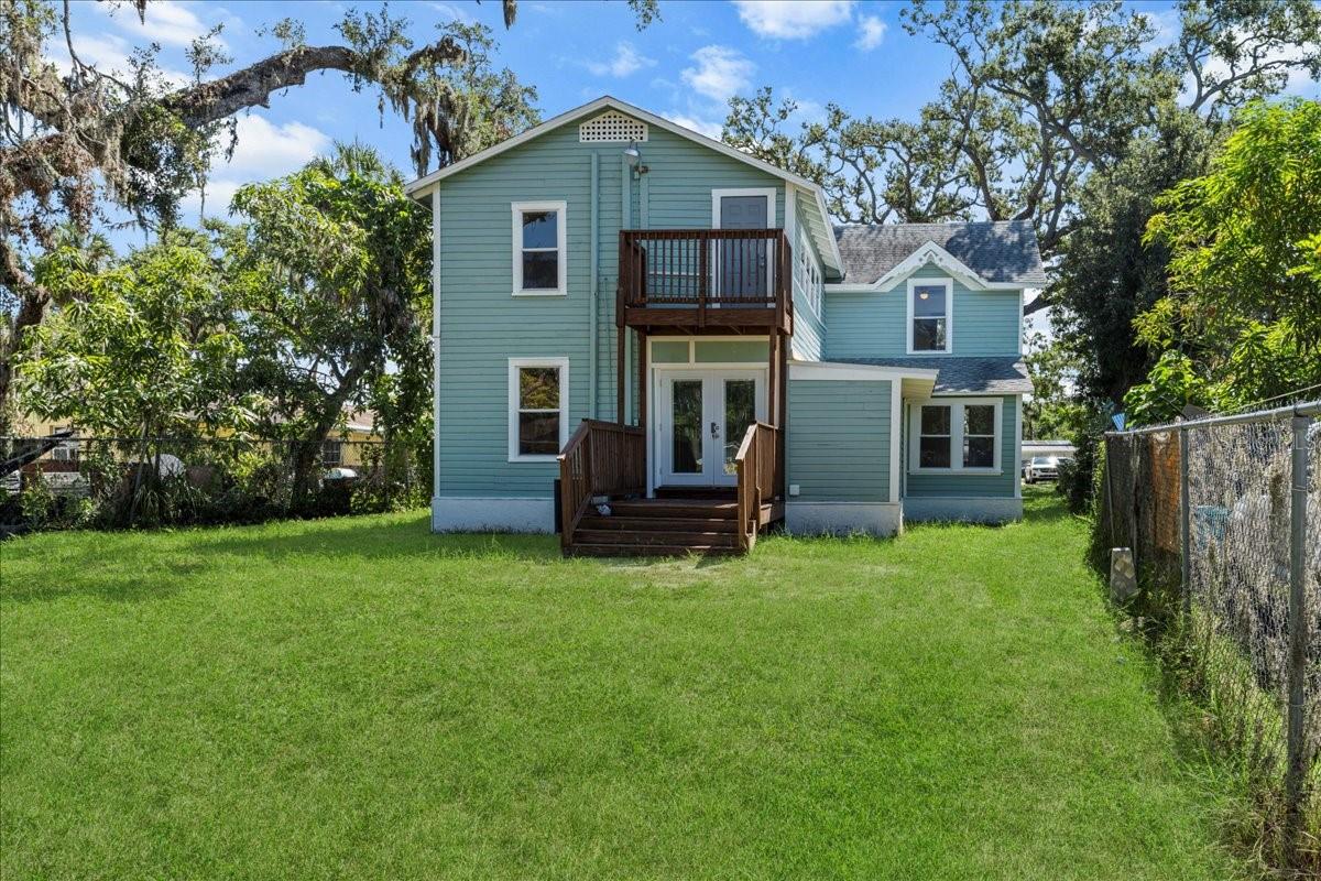 Image 39 of 45 For 210 15th Street E