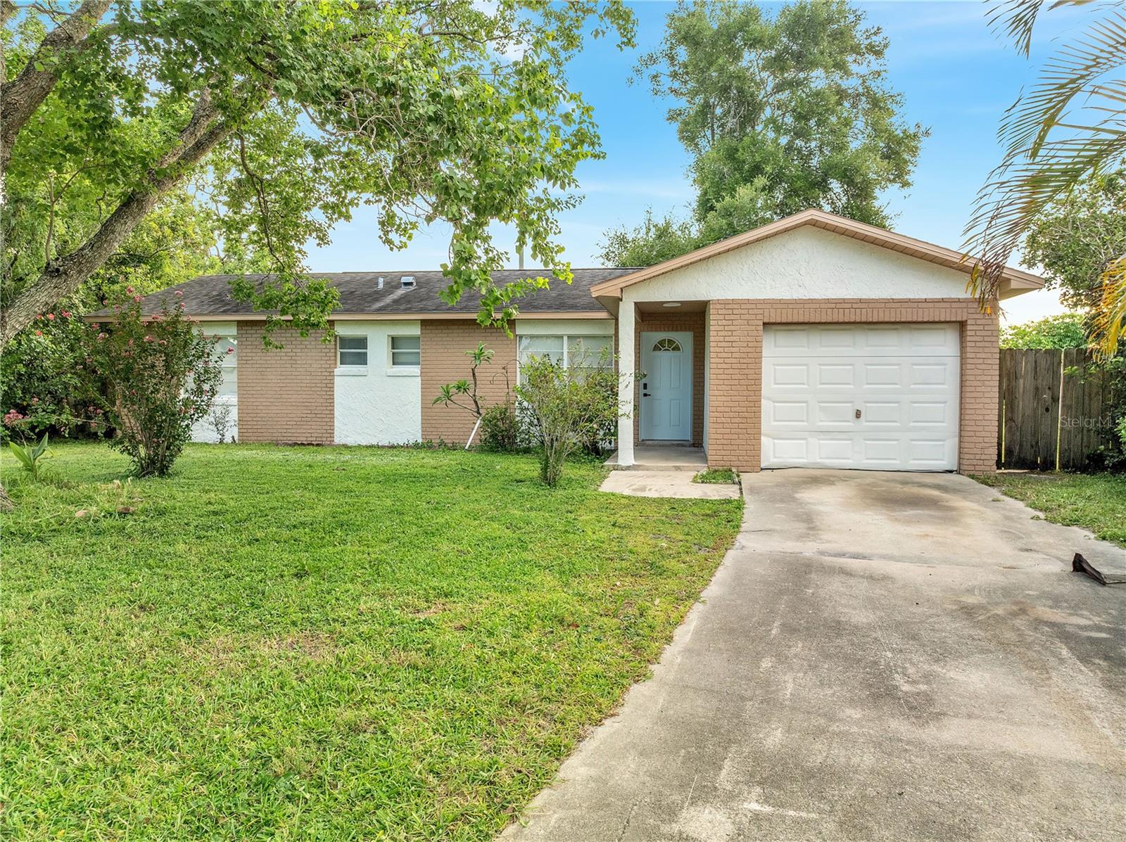 Image 5 of 37 For 2328 Dae Court