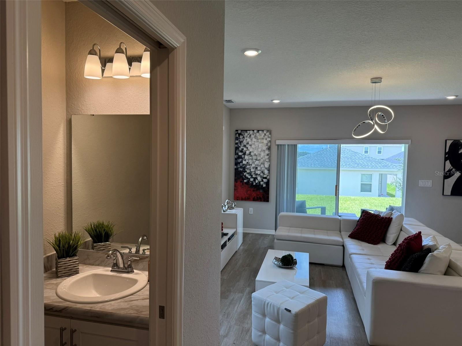 Image 11 of 69 For 2223 Orchid Drive