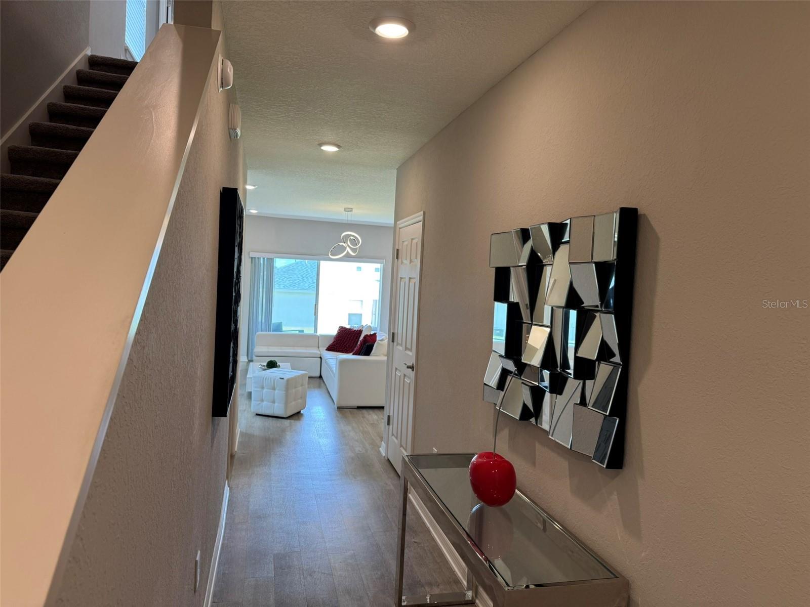 Image 13 of 69 For 2223 Orchid Drive