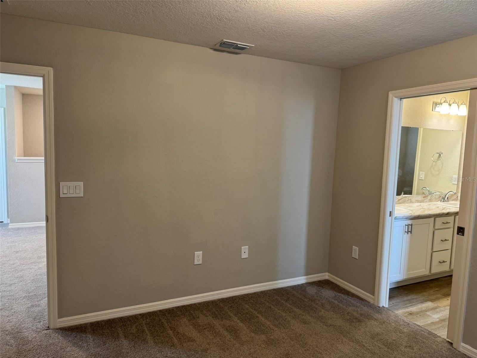 Image 22 of 69 For 2223 Orchid Drive