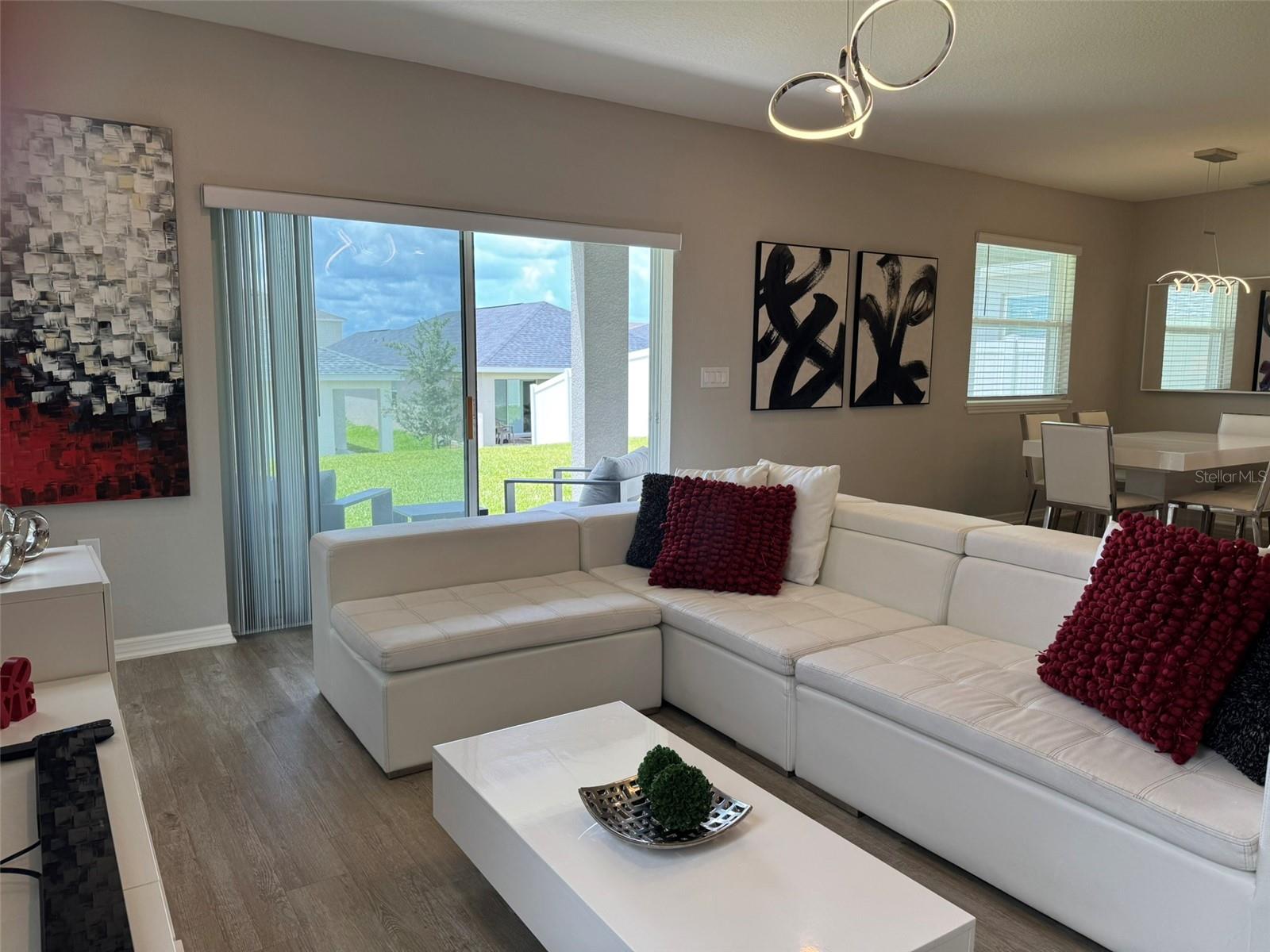 Image 3 of 69 For 2223 Orchid Drive