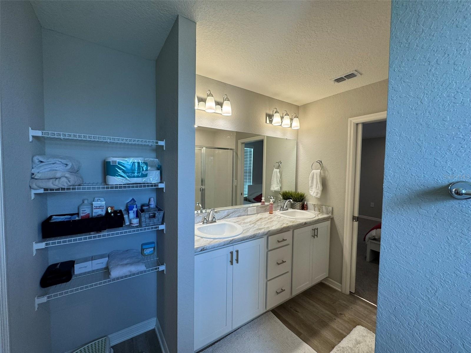 Image 32 of 69 For 2223 Orchid Drive