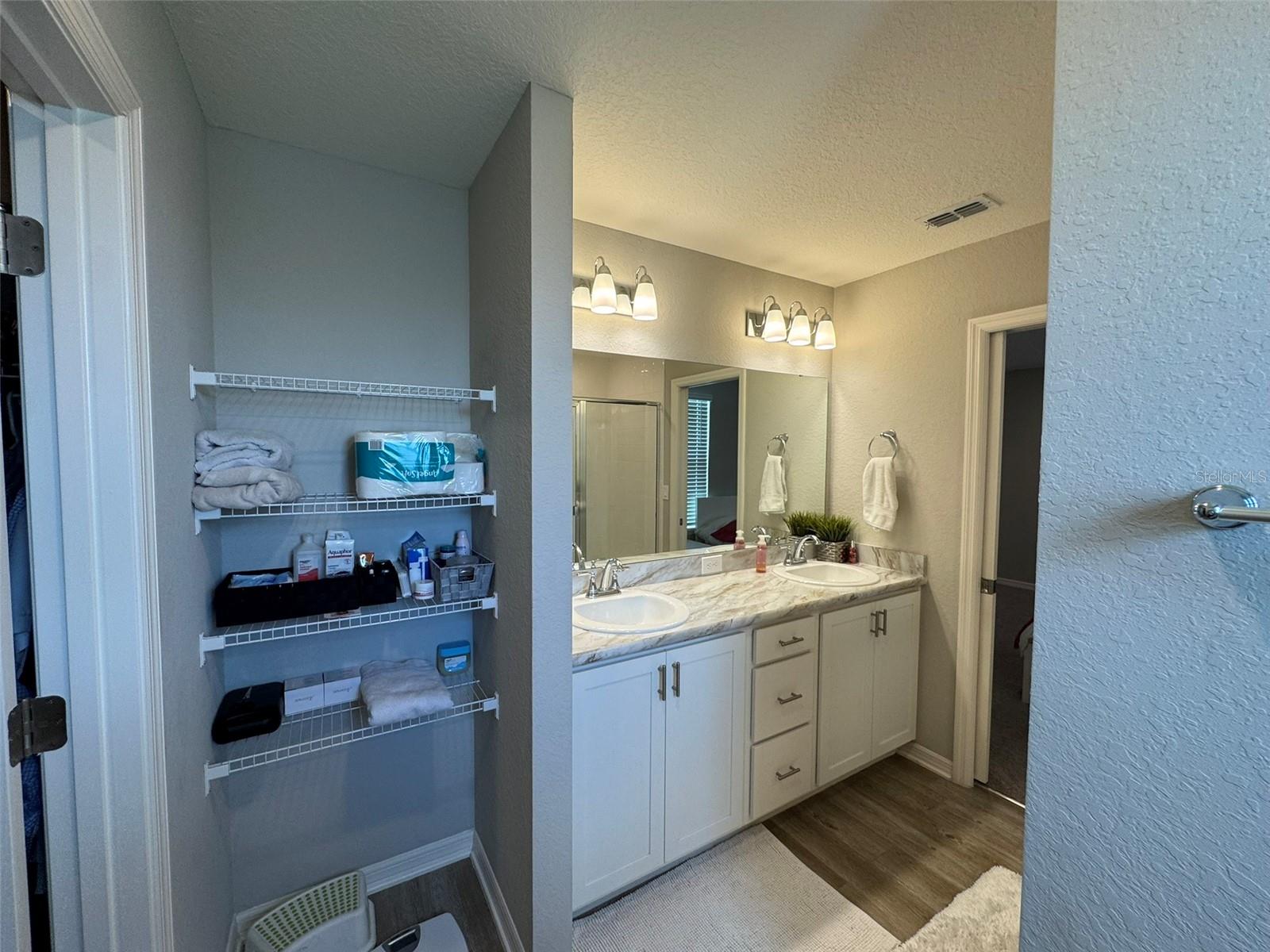 Image 34 of 69 For 2223 Orchid Drive