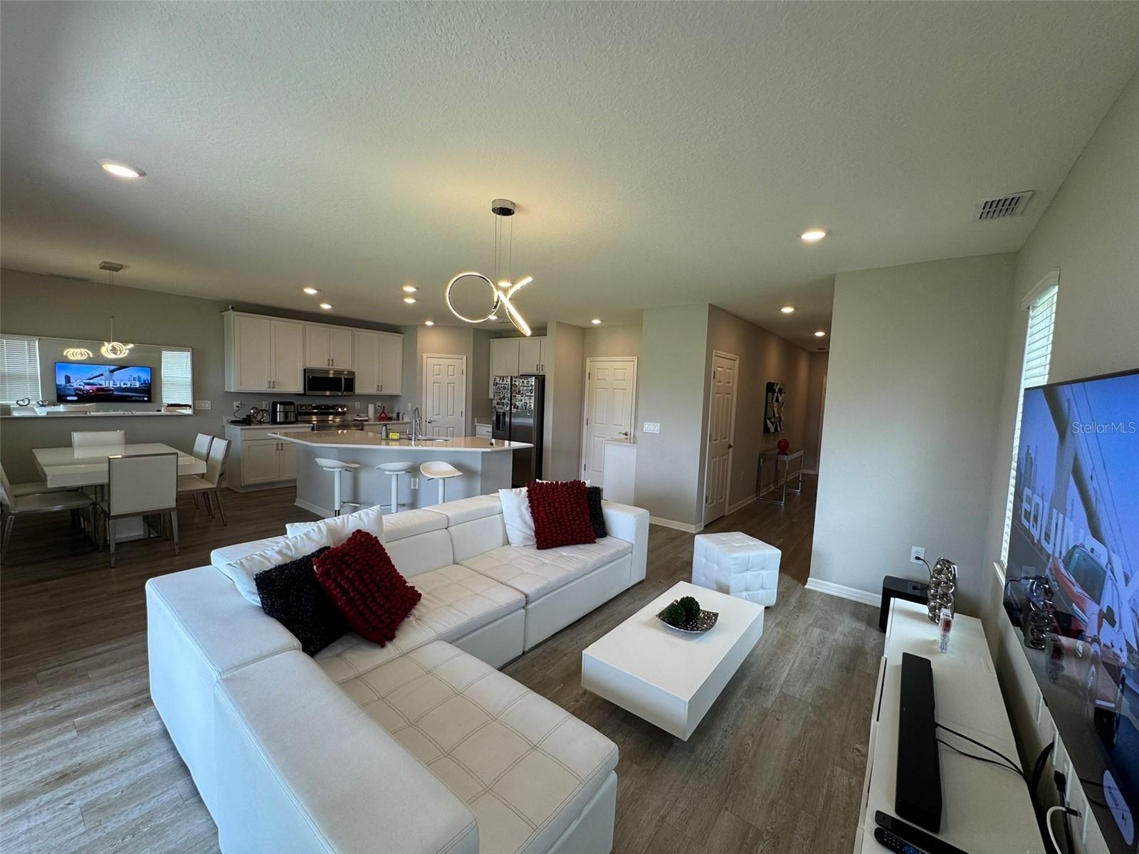 Image 41 of 69 For 2223 Orchid Drive