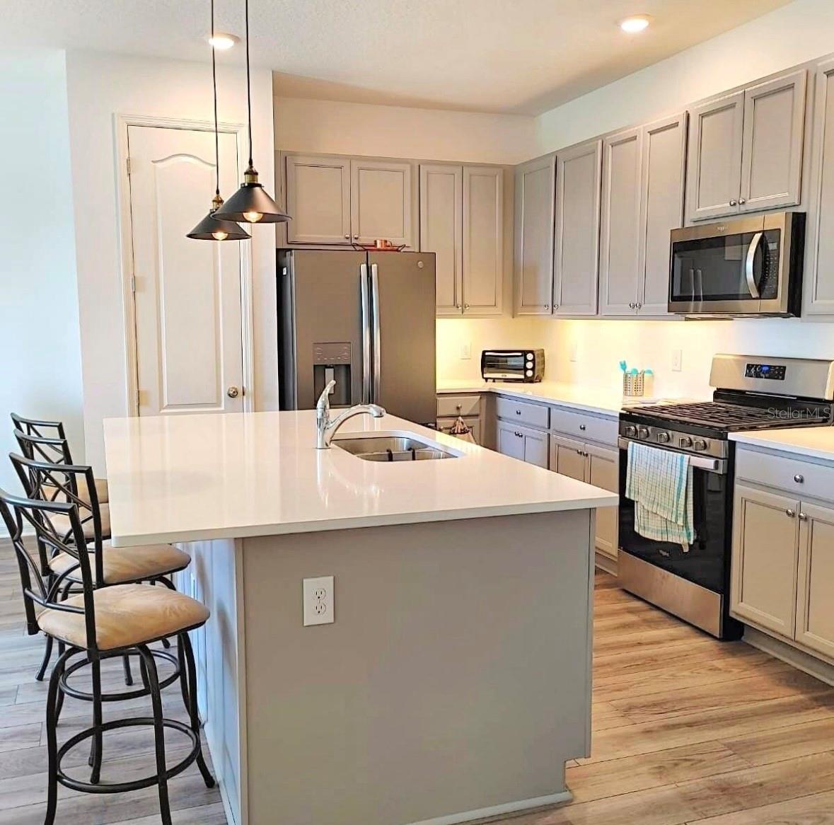 Image 24 of 26 For 801 Benoi Drive