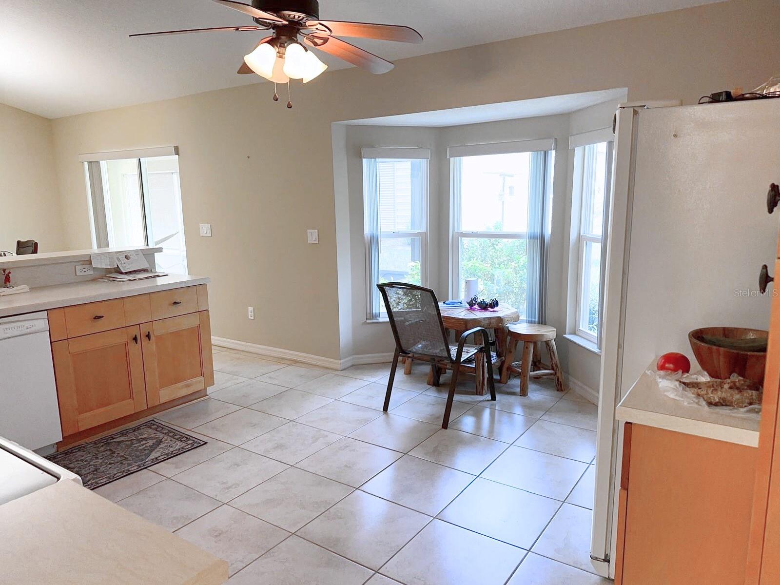 Image 11 of 28 For 2551 Harbor Hills Road