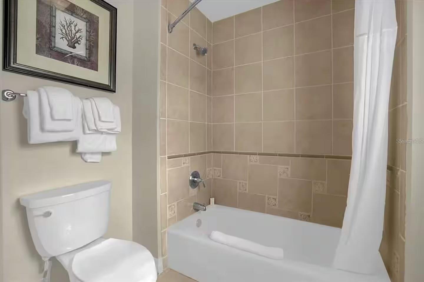 Image 12 of 27 For 7601 Cabana Court 301