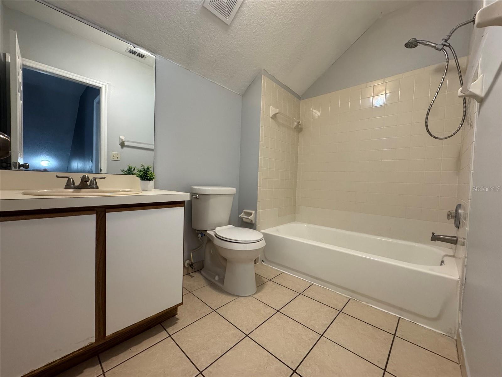 Image 10 of 10 For 2404 Avalon Court  2404