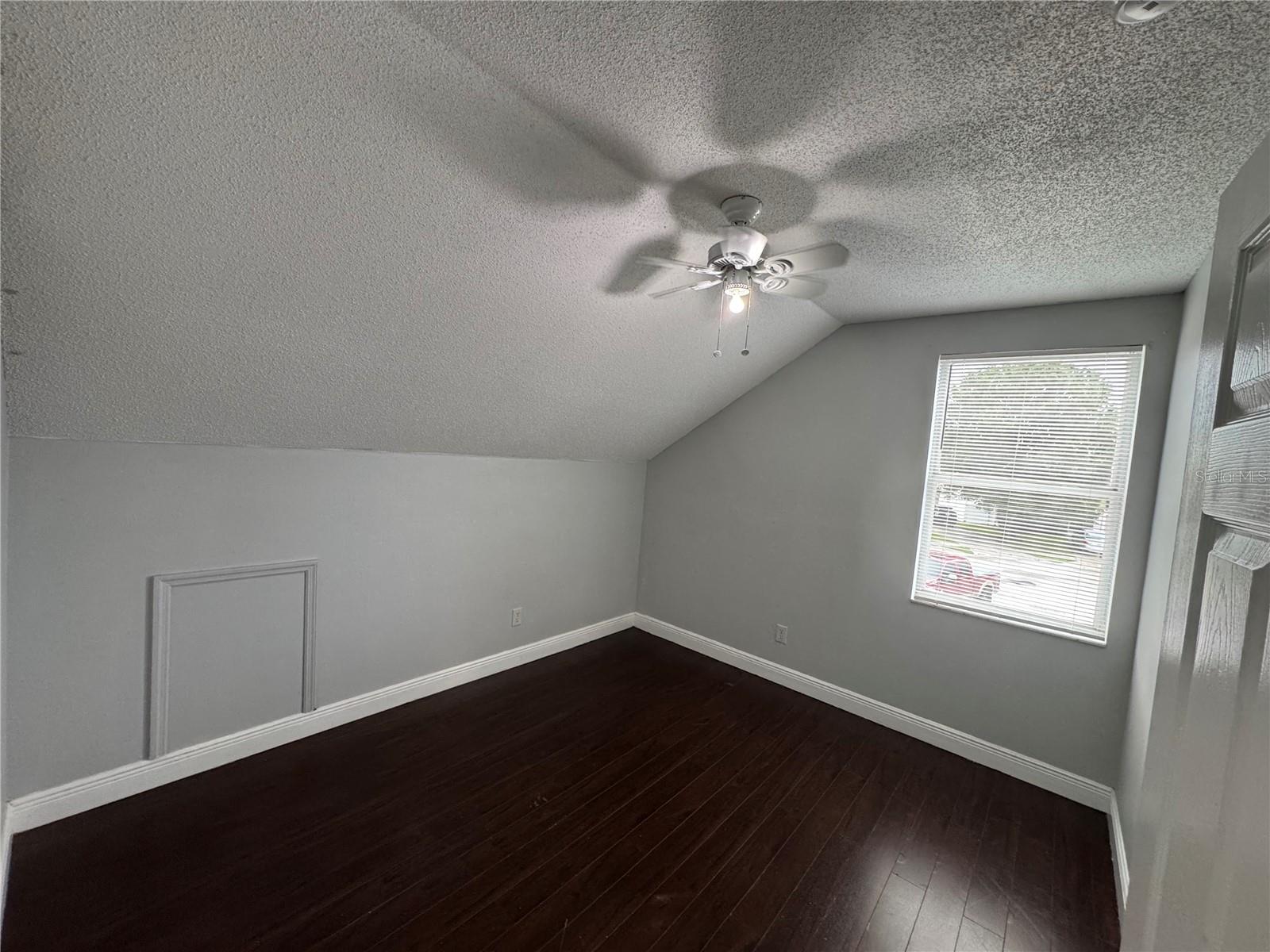 Image 9 of 10 For 2404 Avalon Court  2404