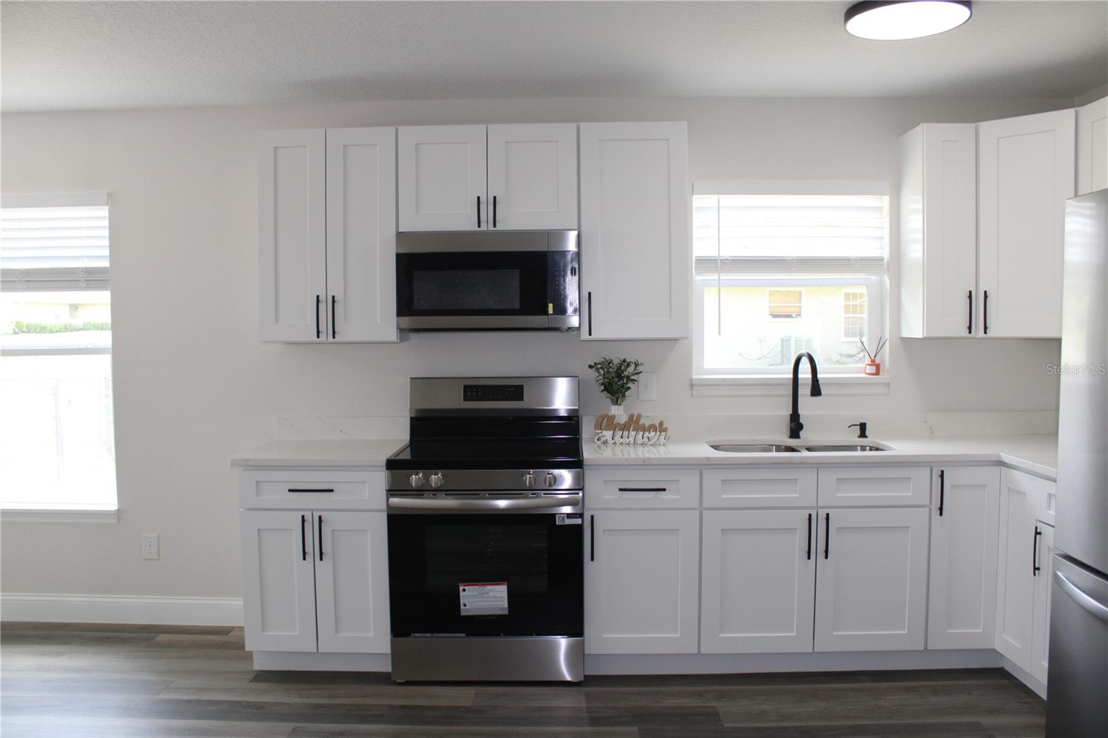 Image 9 of 23 For 9312 Bahia Road