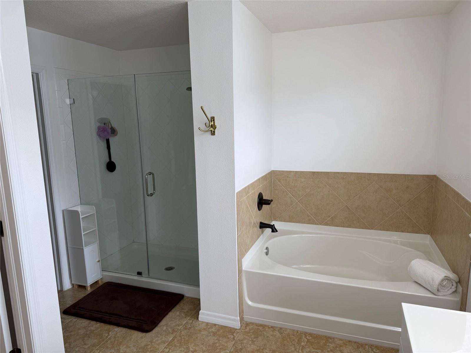 Image 22 of 42 For 12236 Fairlawn Drive