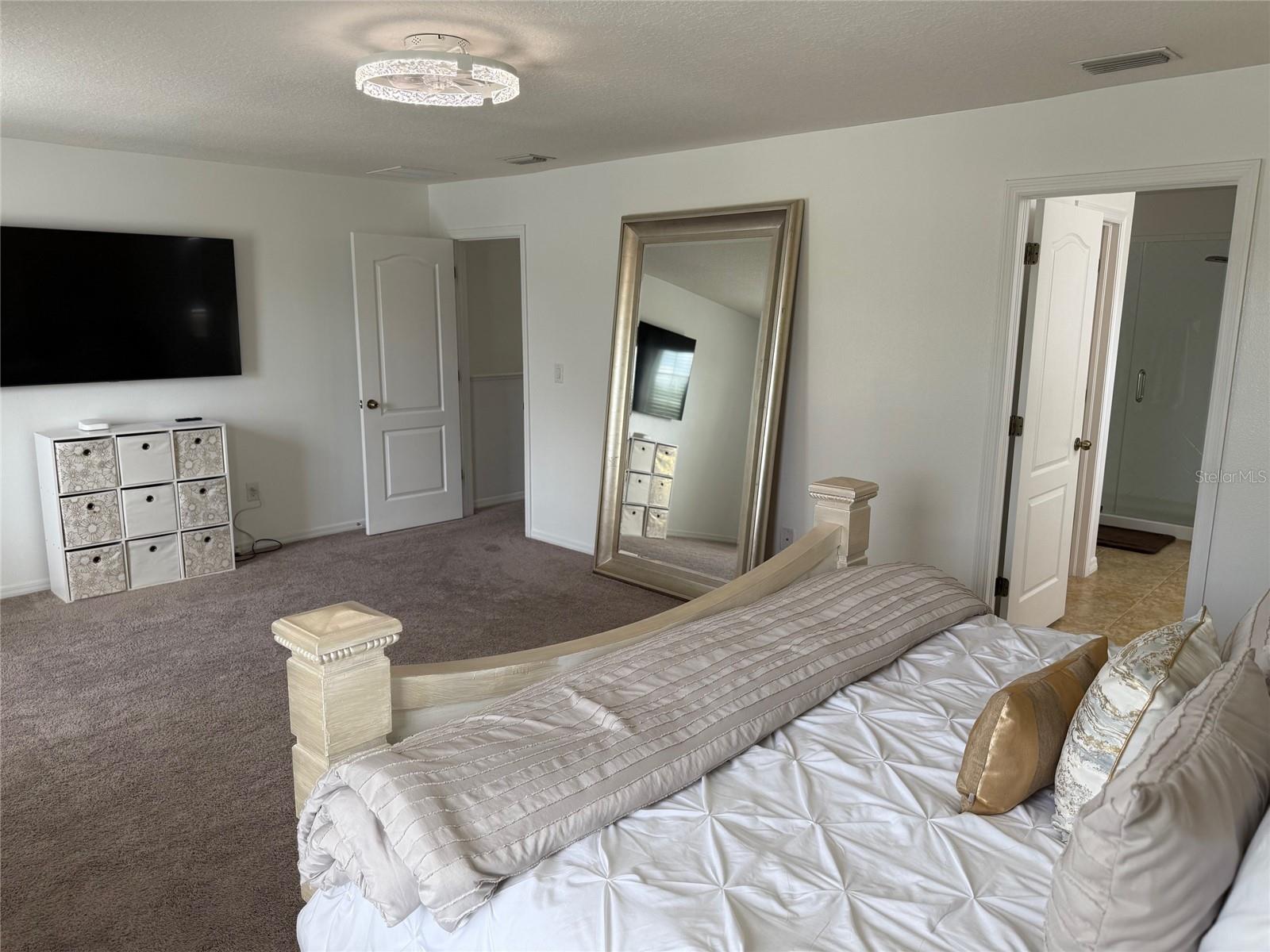 Image 23 of 42 For 12236 Fairlawn Drive
