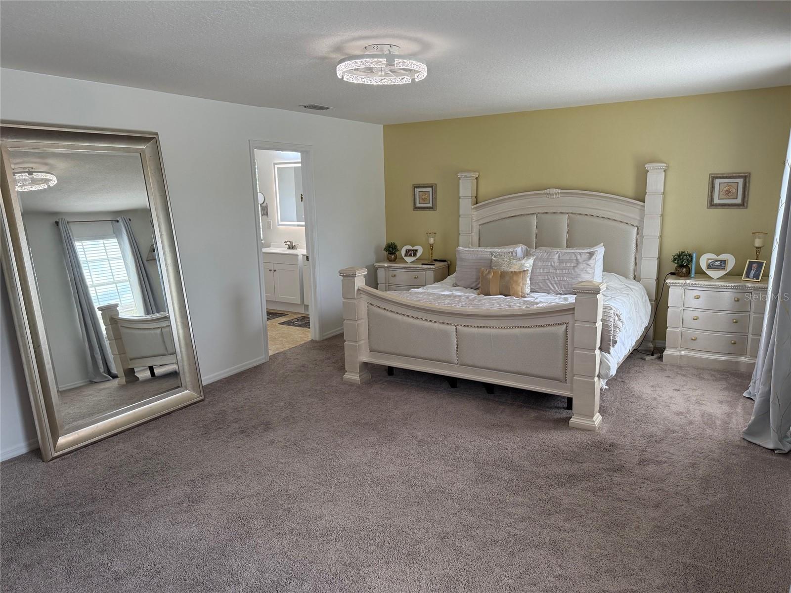 Image 25 of 42 For 12236 Fairlawn Drive