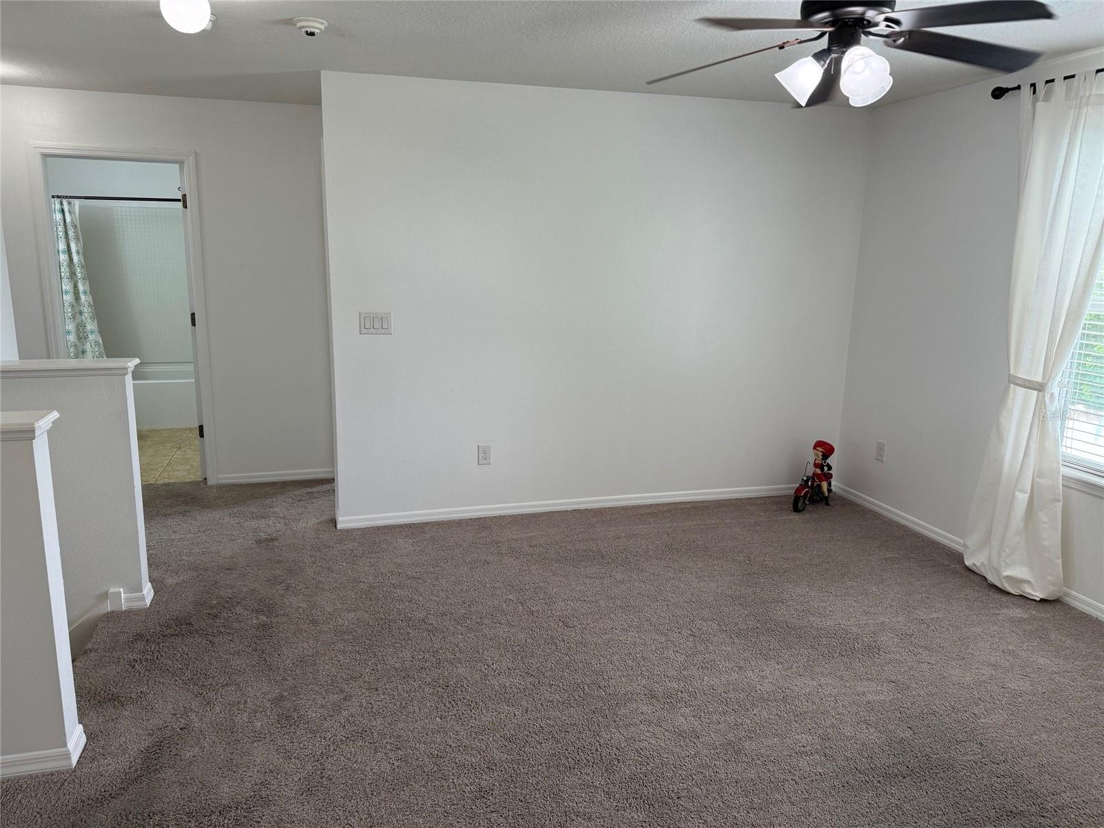 Image 26 of 42 For 12236 Fairlawn Drive