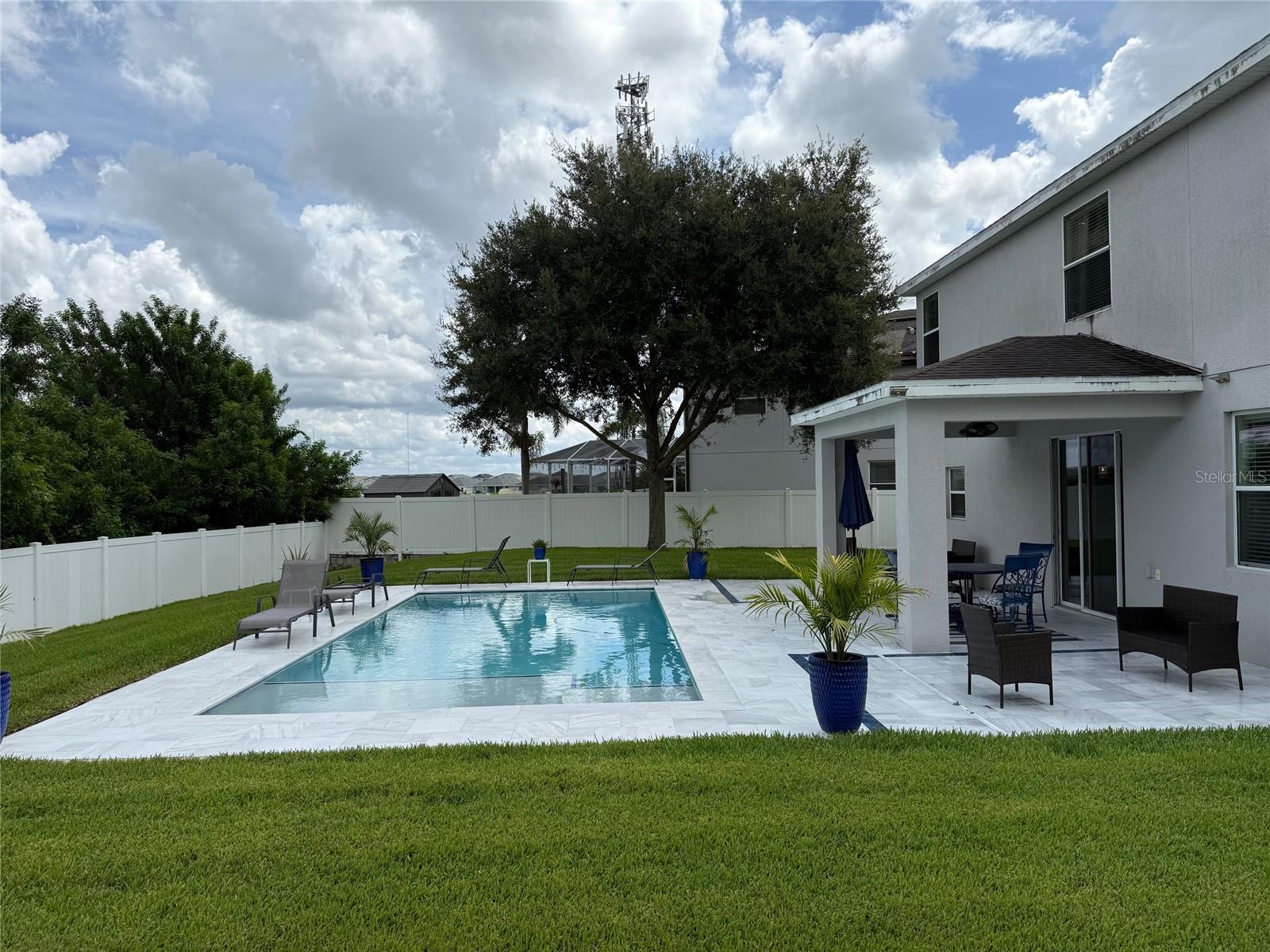 Image 38 of 42 For 12236 Fairlawn Drive