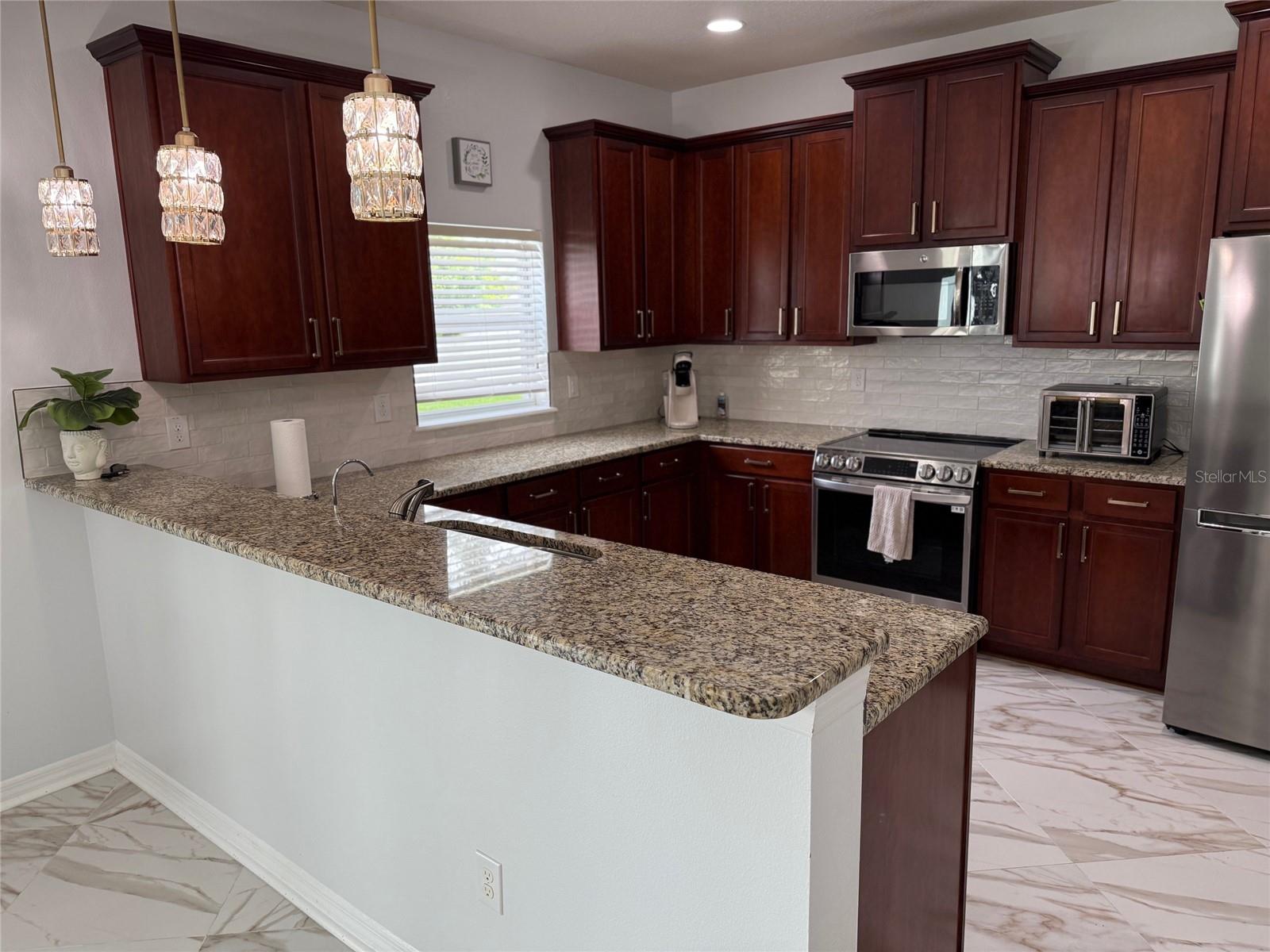 Image 8 of 42 For 12236 Fairlawn Drive