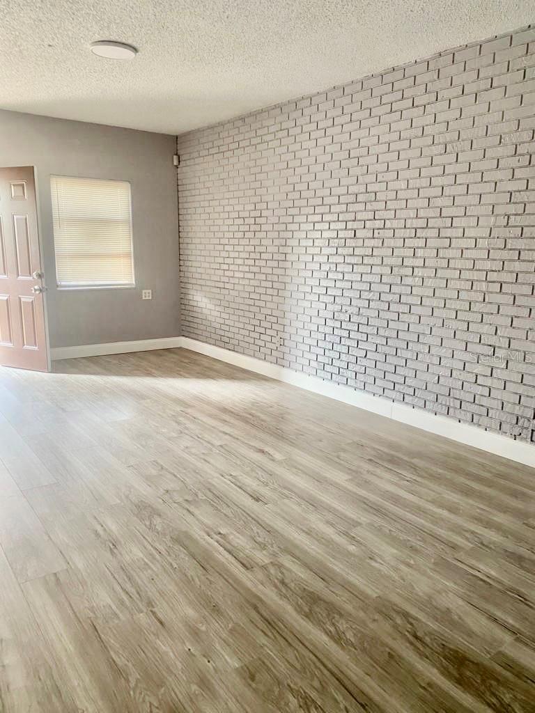 Image 5 of 15 For 3356 Avenue Q Nw