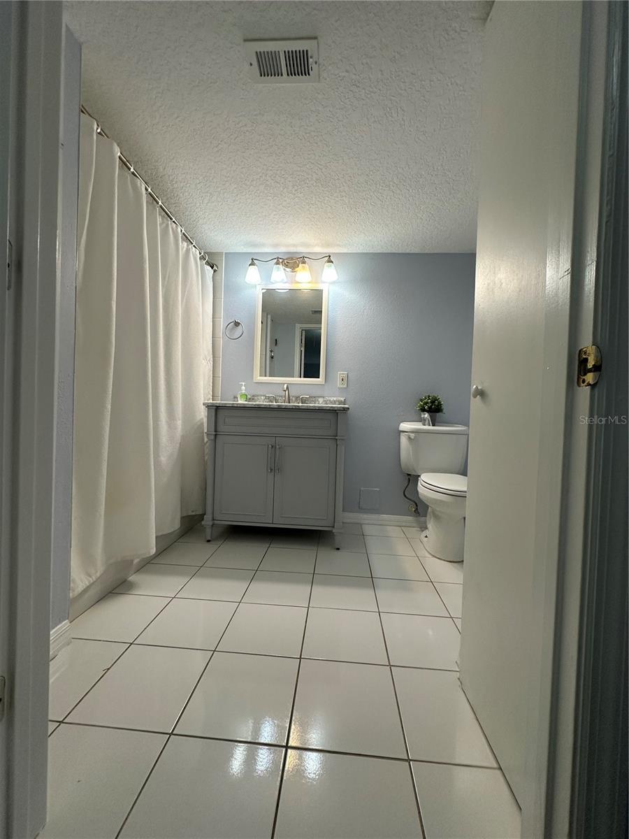 Image 21 of 30 For 8804 Grand Palms Circle A