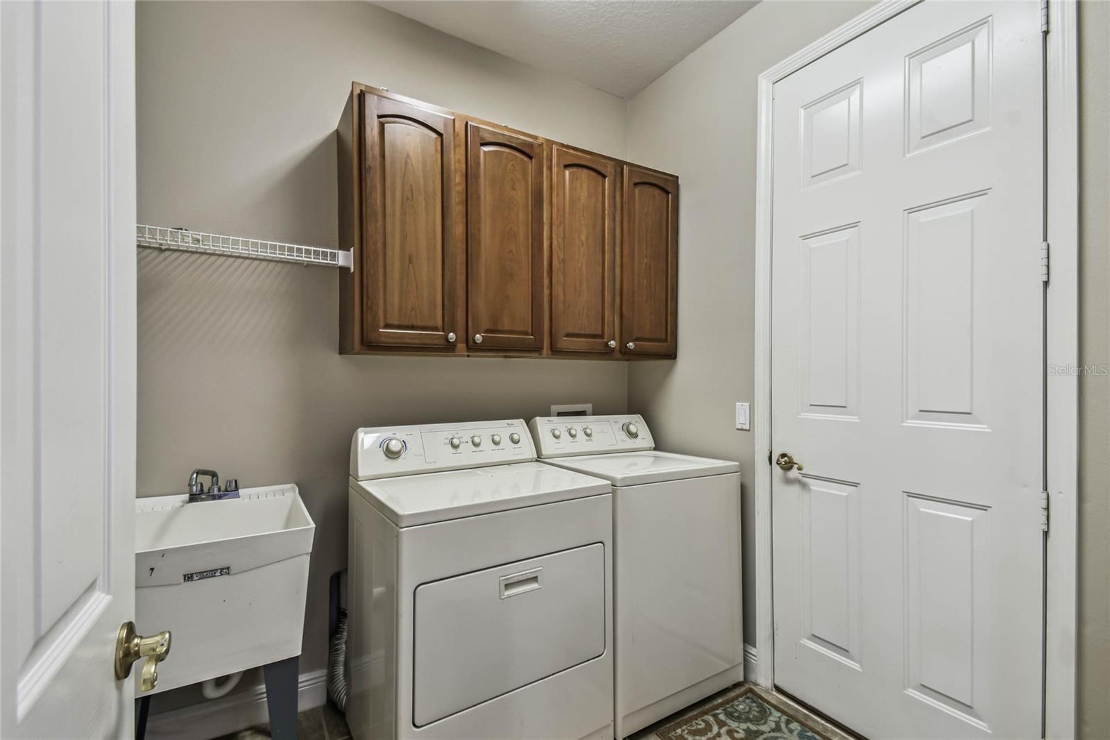 Image 14 of 52 For 93 Auburn Drive