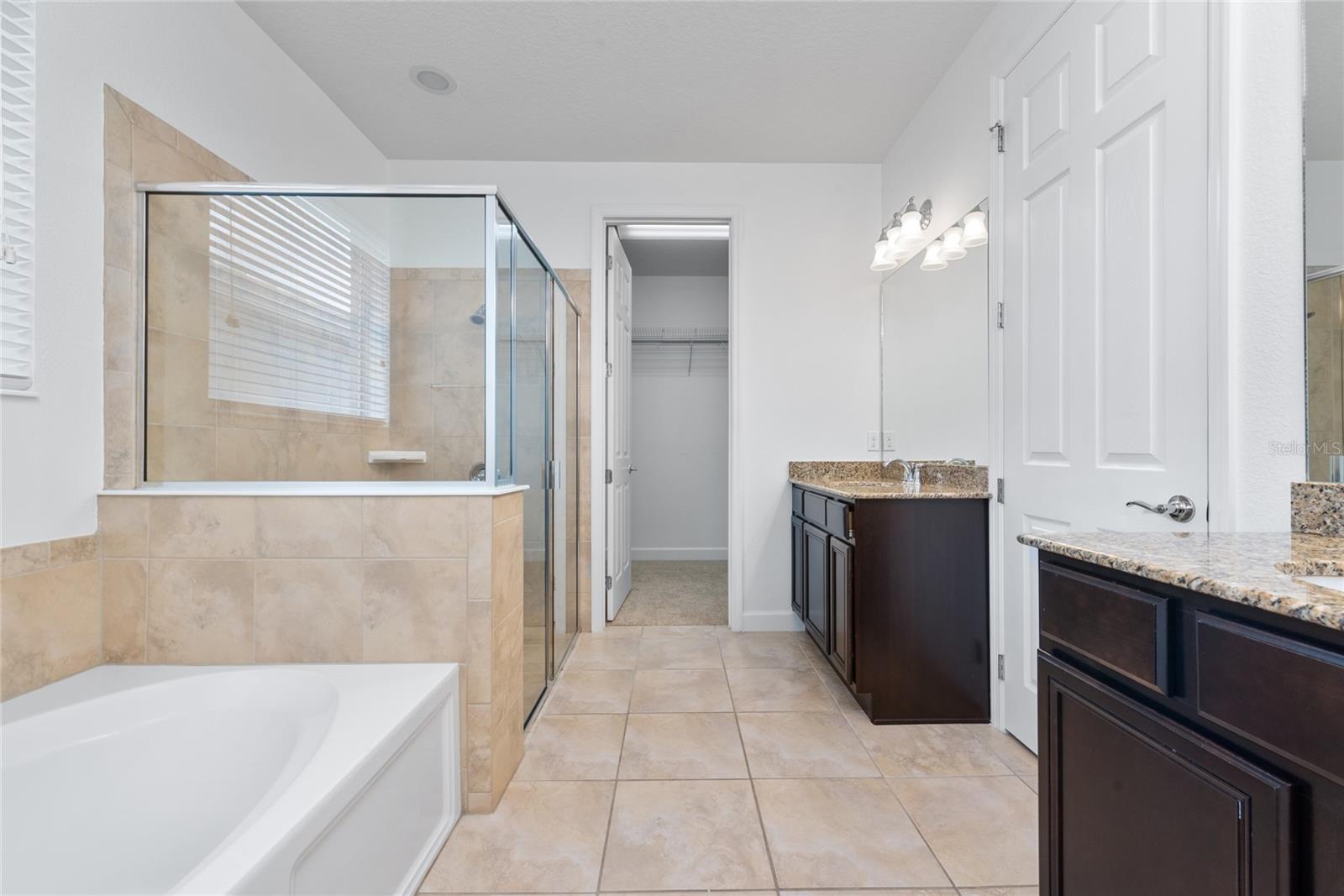 Image 18 of 30 For 11858 Barletta Drive