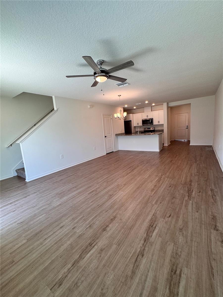 Image 6 of 32 For 9419 Westside Hills Drive