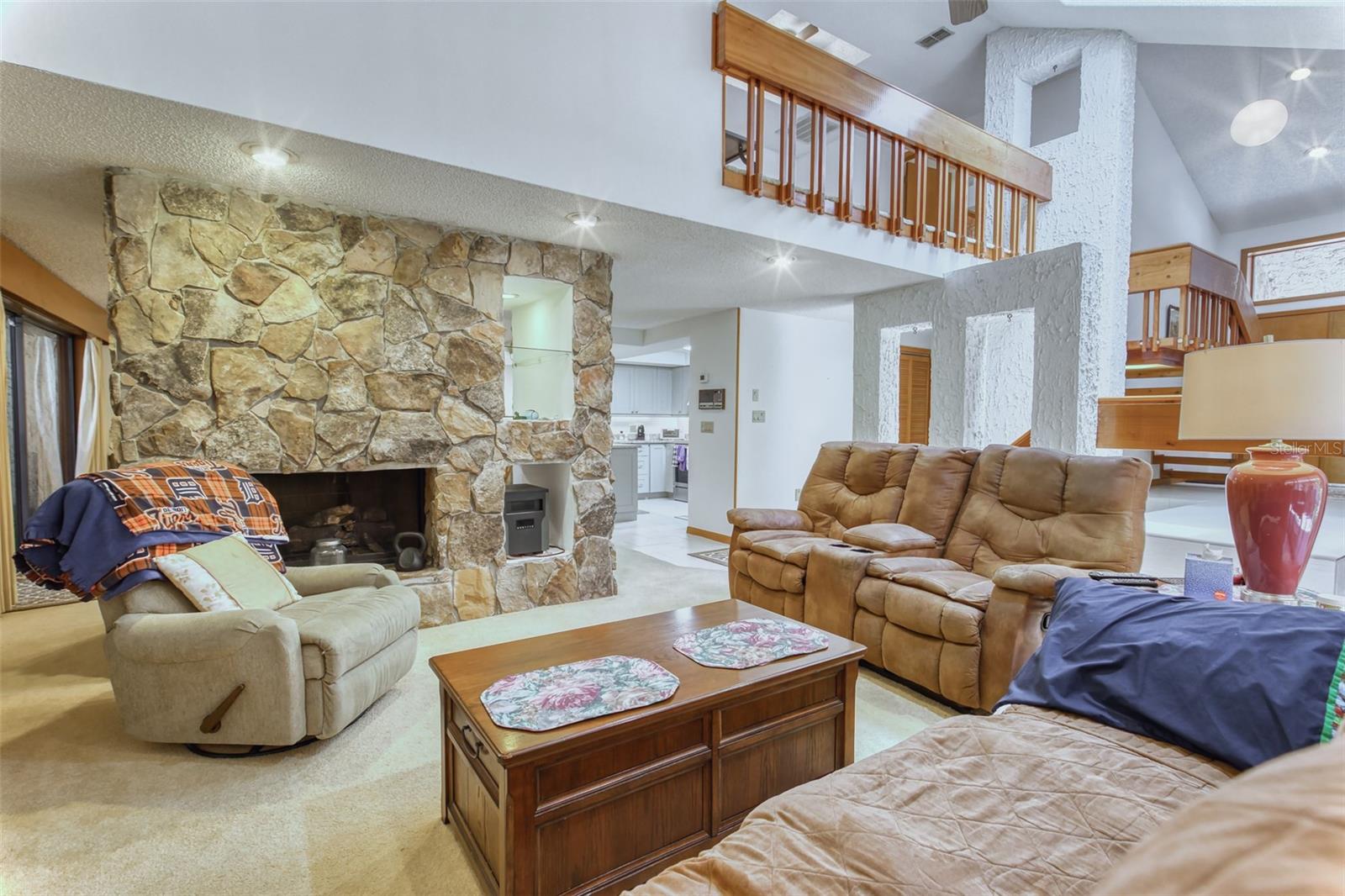Image 15 of 73 For 11 Casarena Court
