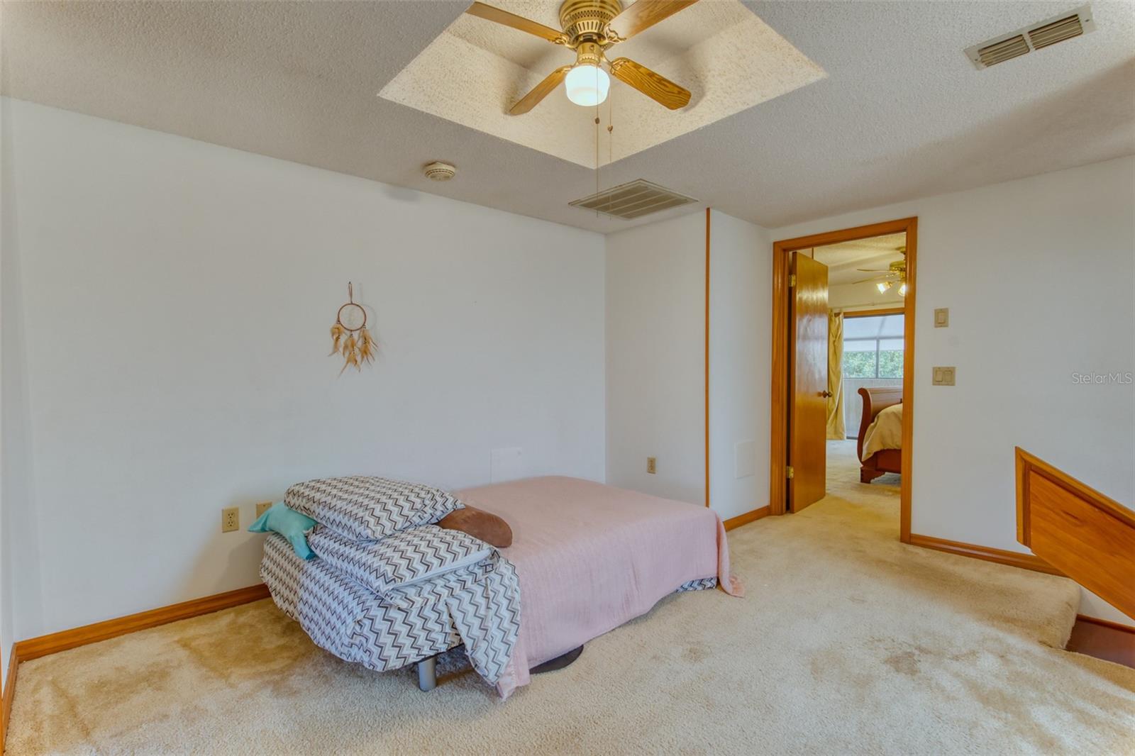 Image 44 of 73 For 11 Casarena Court