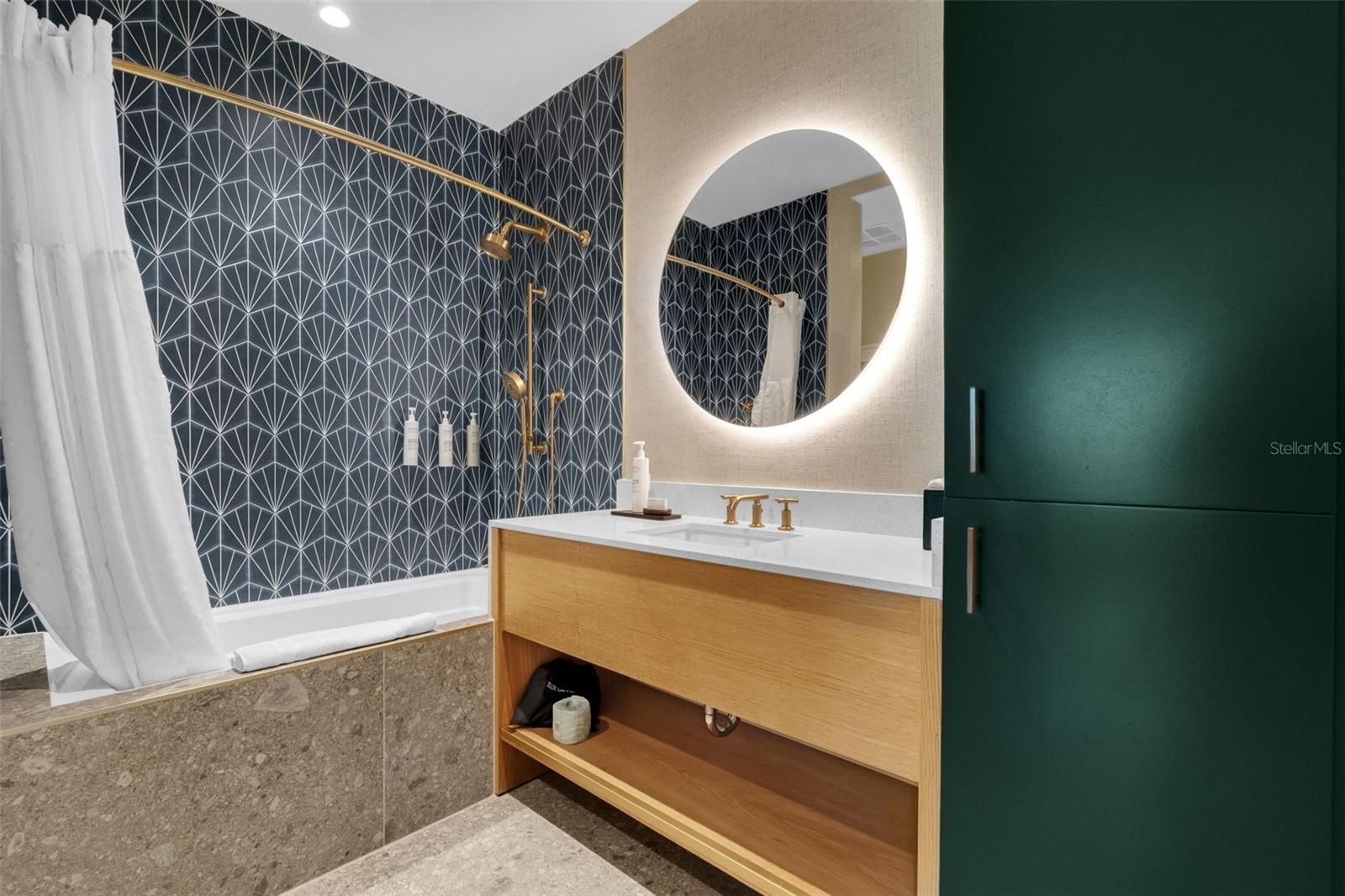 Image 19 of 29 For 3151 Sunset Walk Drive 1108