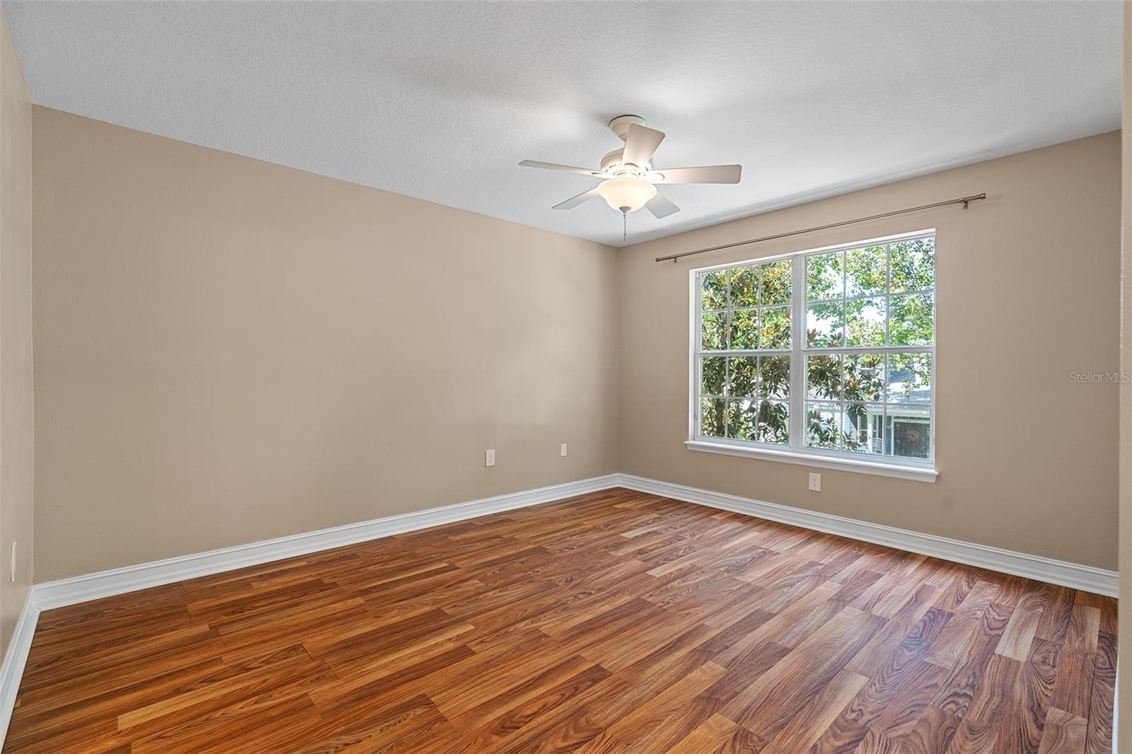 Image 13 of 59 For 6932 Beargrass Road