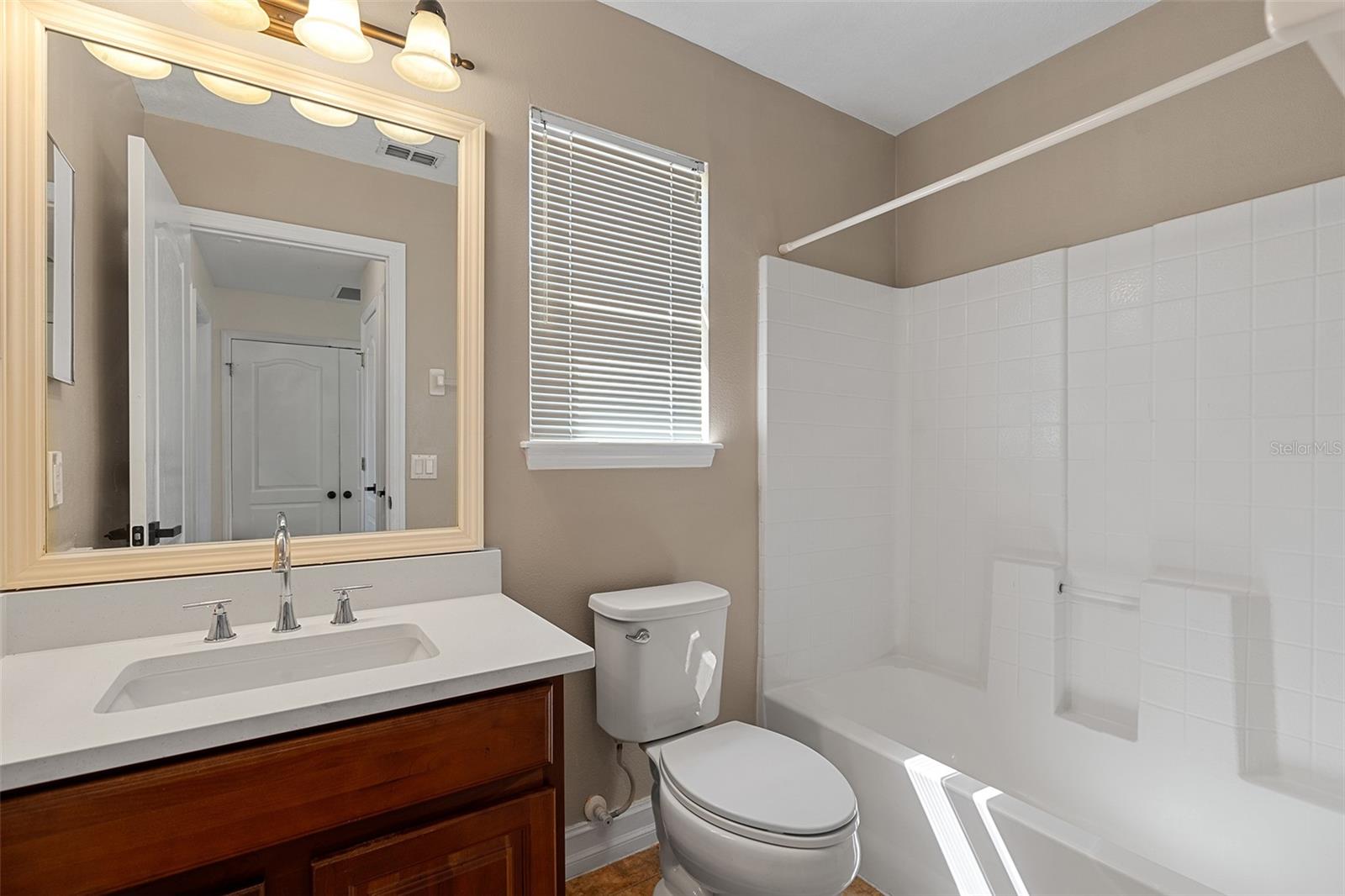 Image 20 of 59 For 6932 Beargrass Road