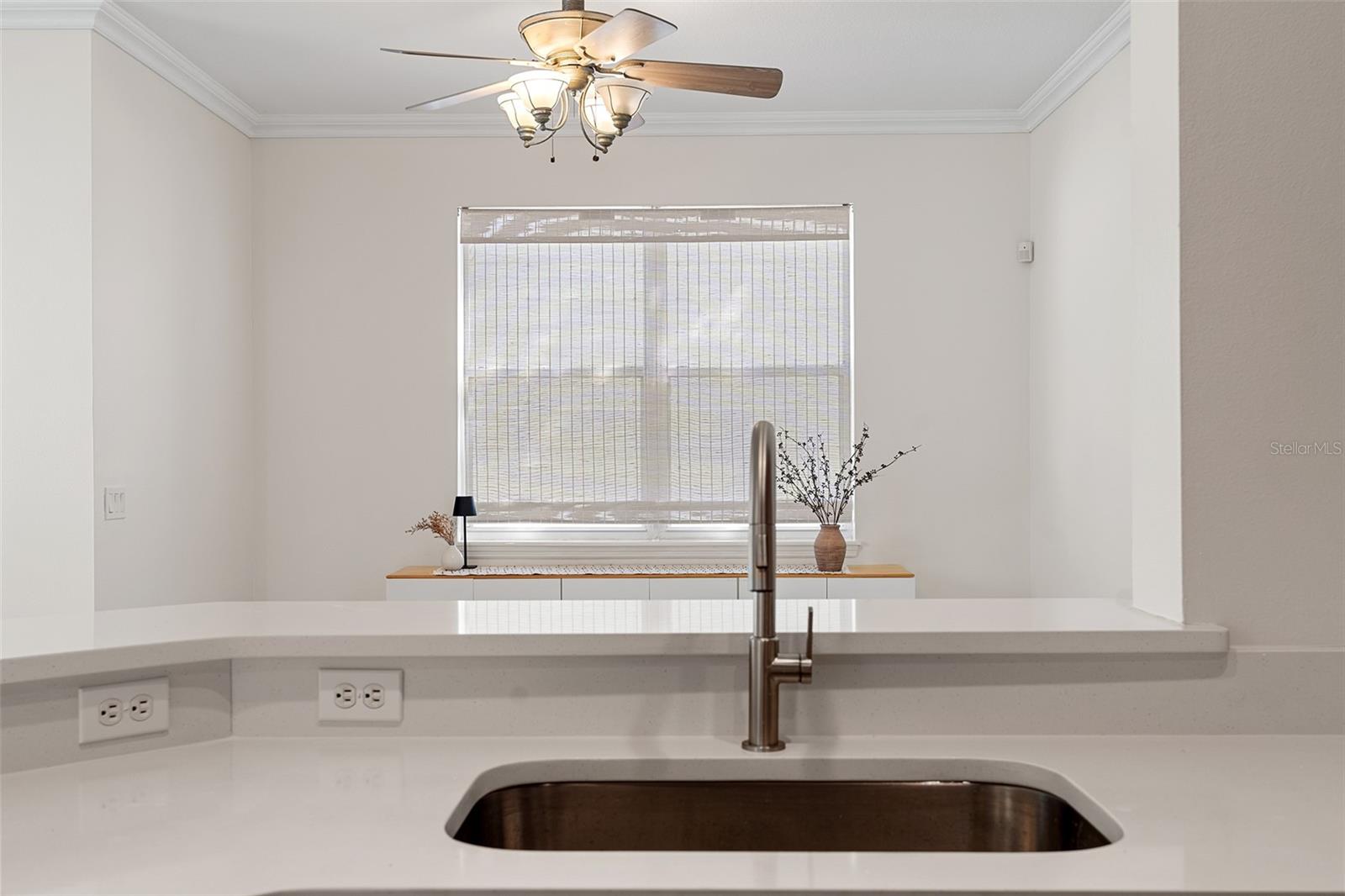 Image 7 of 59 For 6932 Beargrass Road