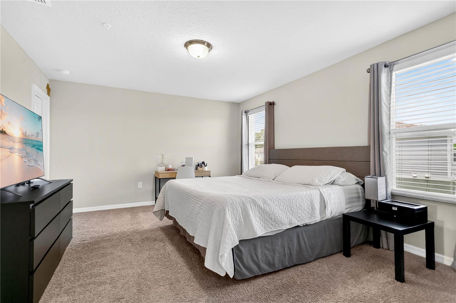Image 10 of 33 For 2561 Red Spruce Way