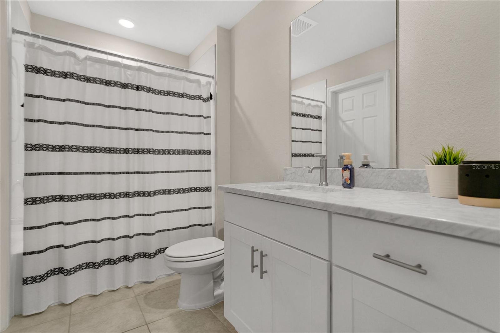 Image 13 of 33 For 2561 Red Spruce Way