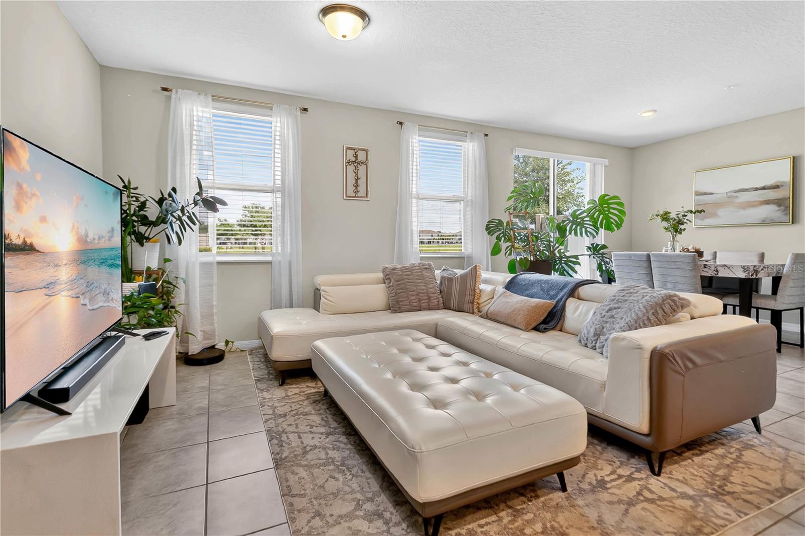 Image 3 of 33 For 2561 Red Spruce Way