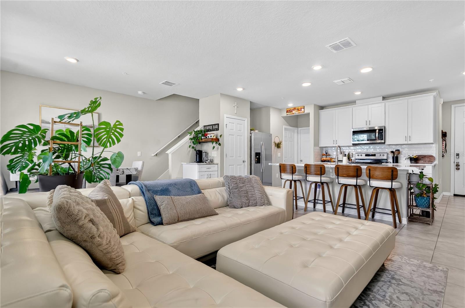 Image 4 of 33 For 2561 Red Spruce Way