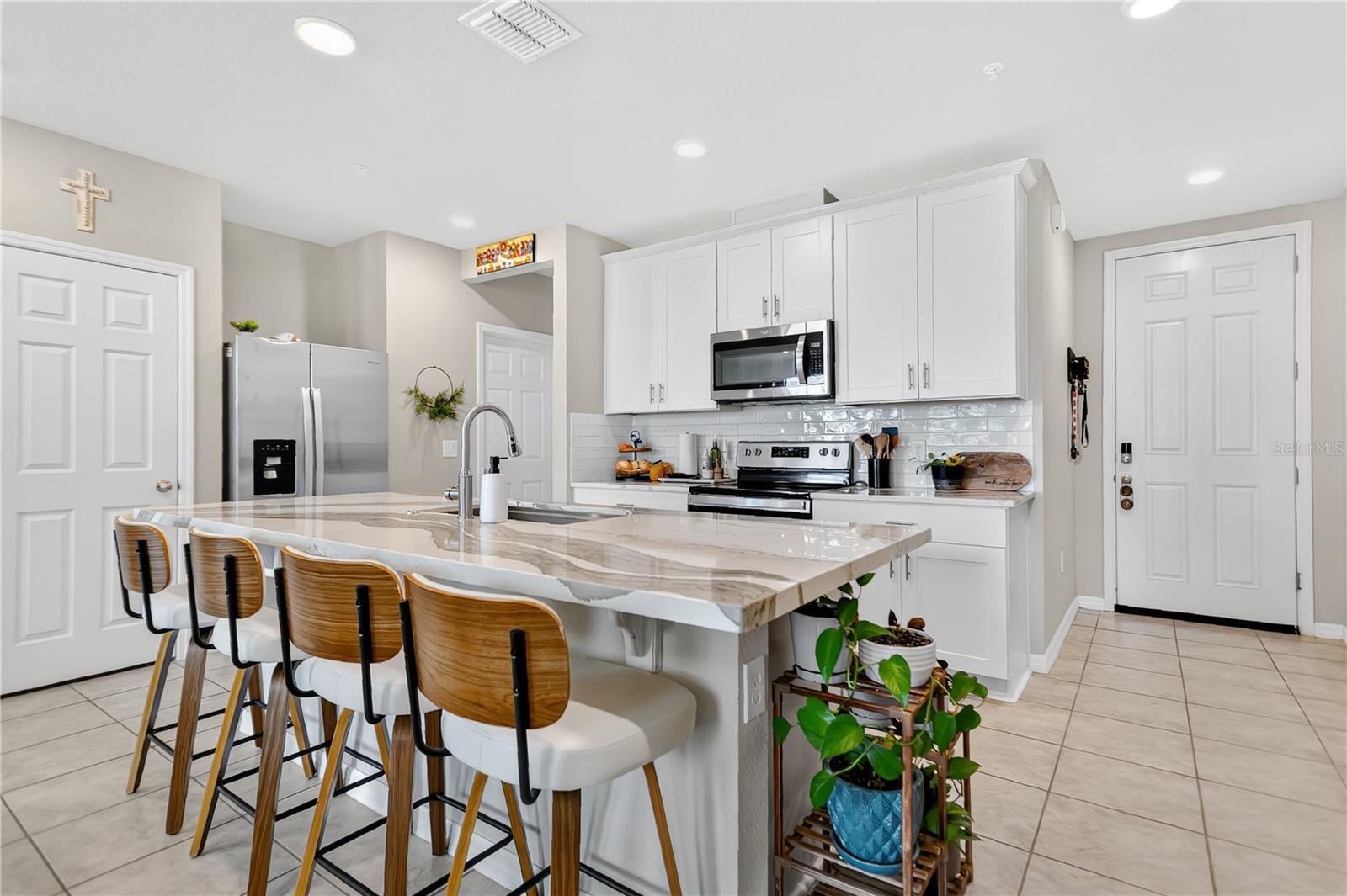Image 5 of 33 For 2561 Red Spruce Way