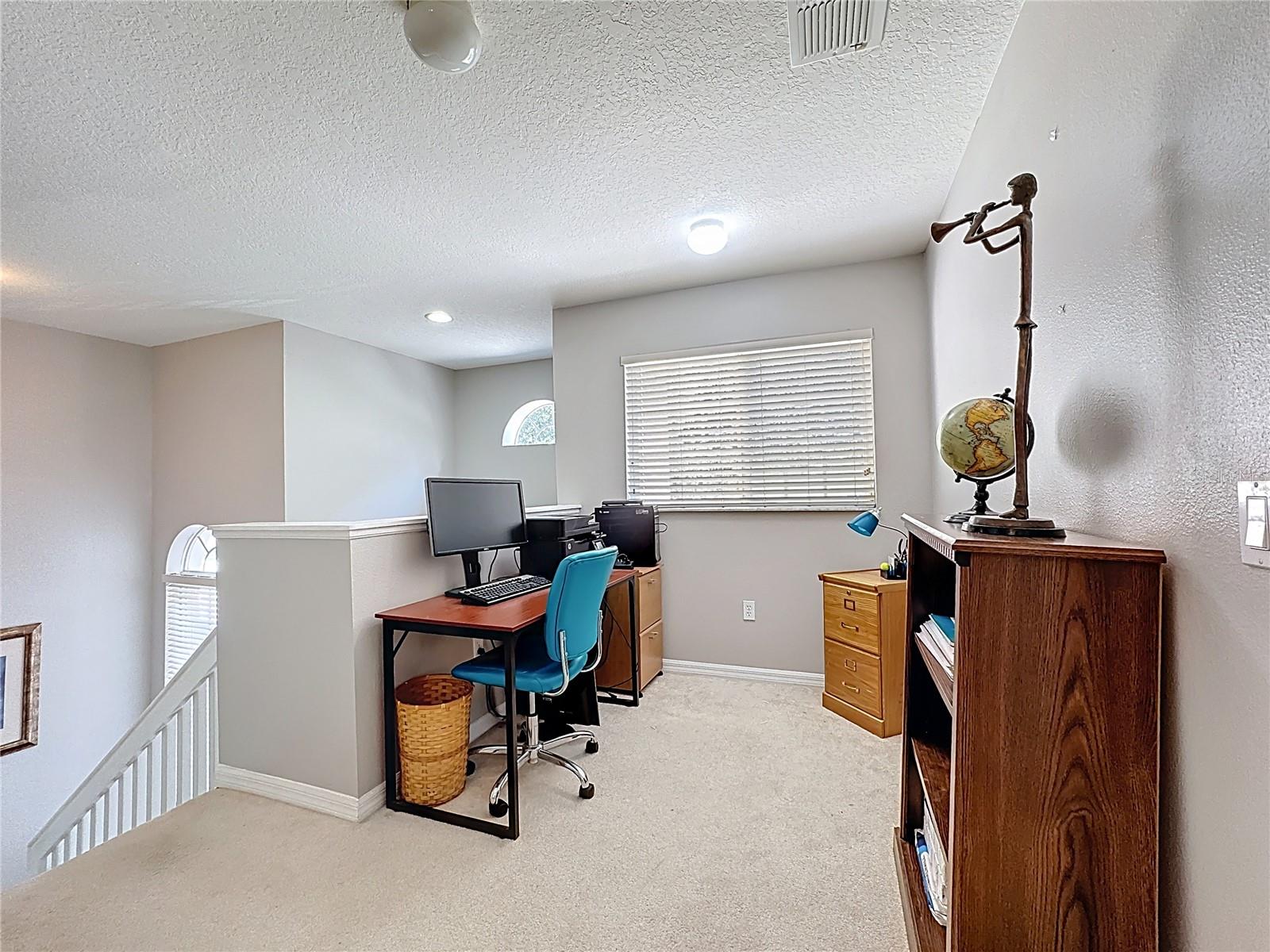 Image 31 of 53 For 526 Henley Circle