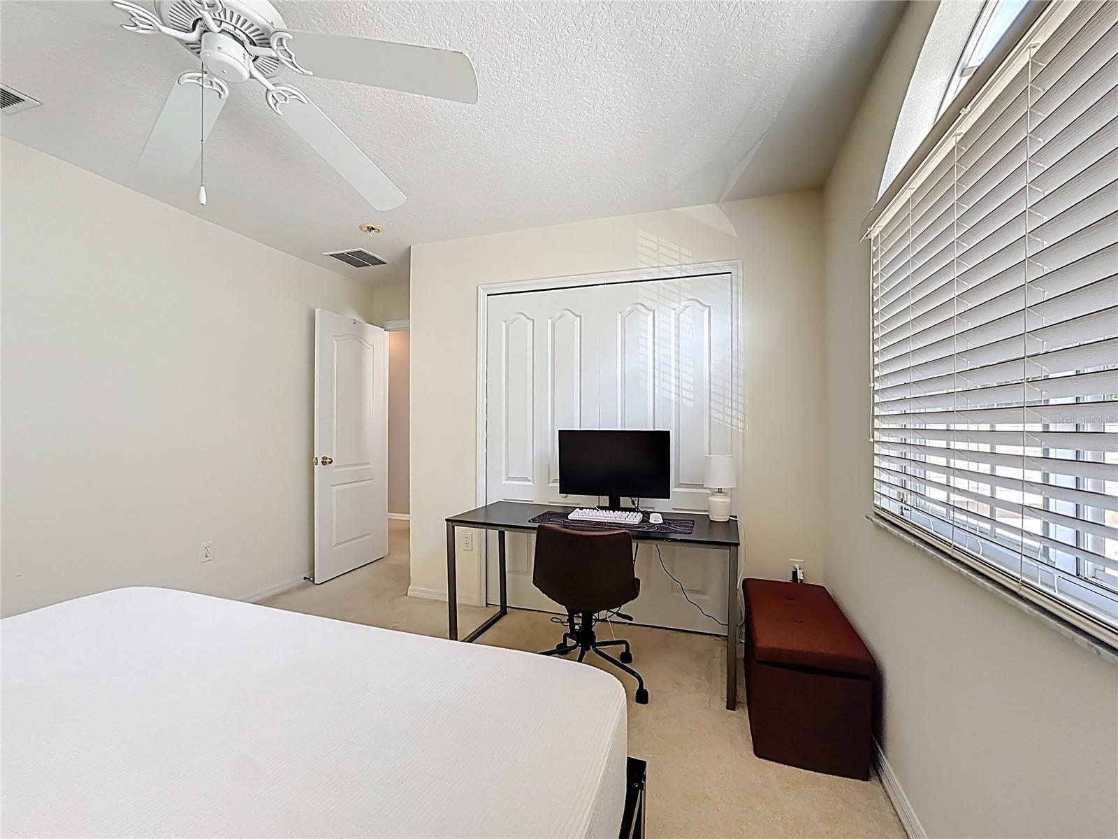 Image 33 of 53 For 526 Henley Circle