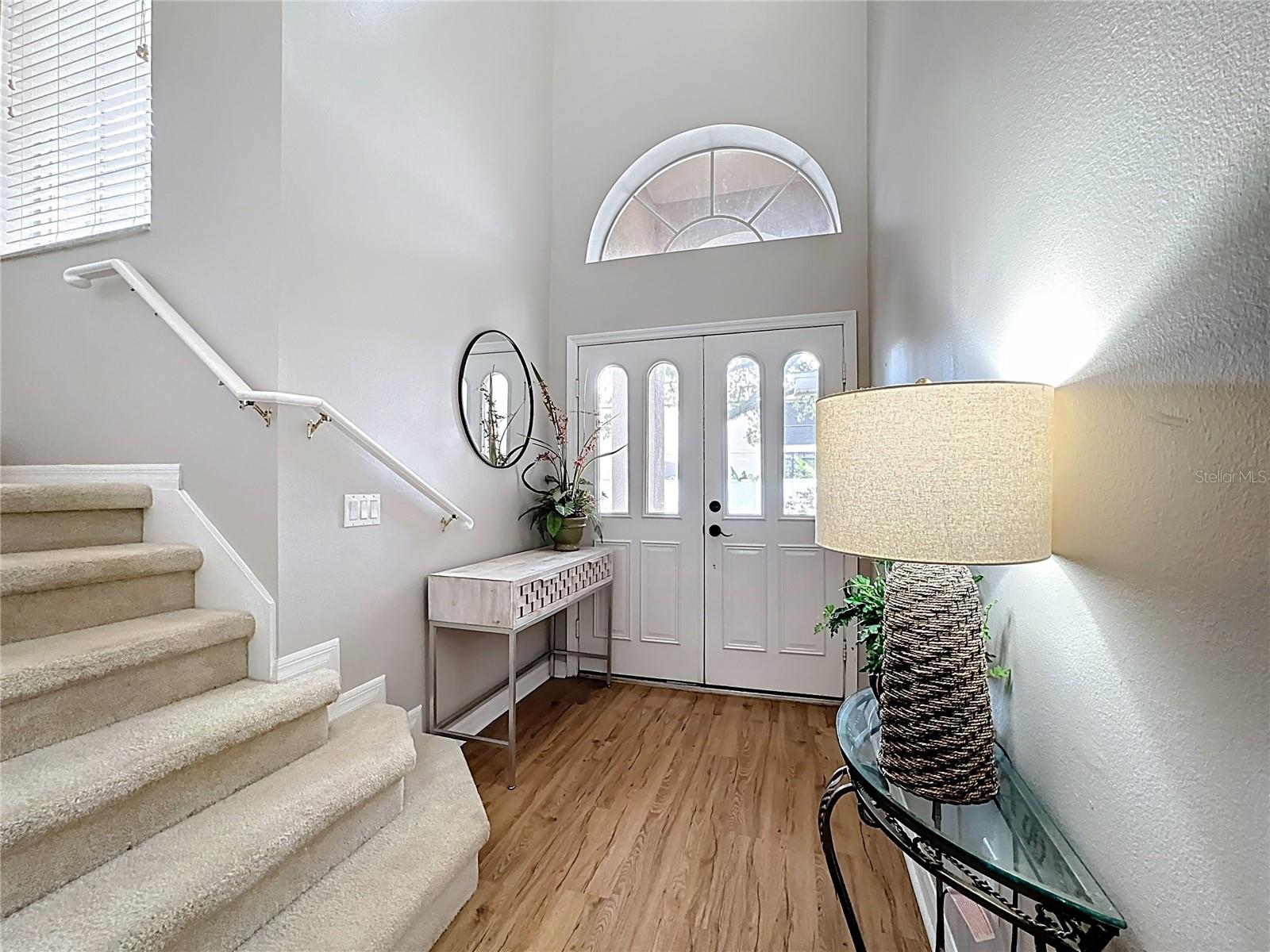 Image 5 of 53 For 526 Henley Circle