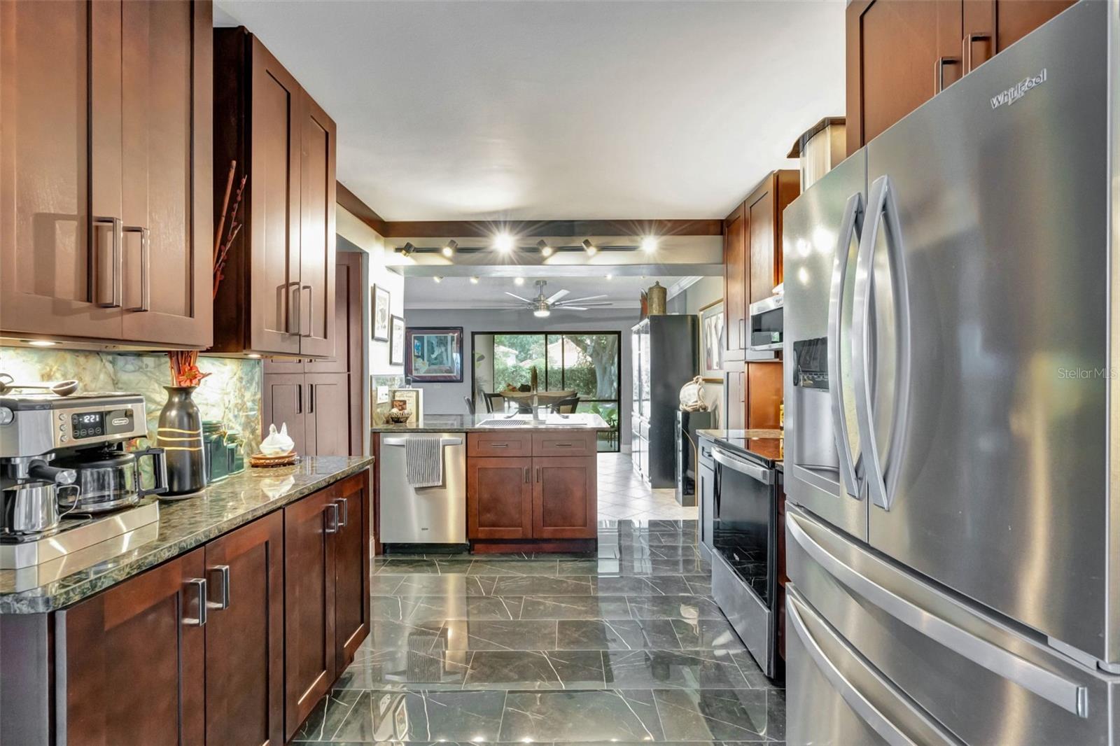 Image 14 of 45 For 7913 Bayside View Drive