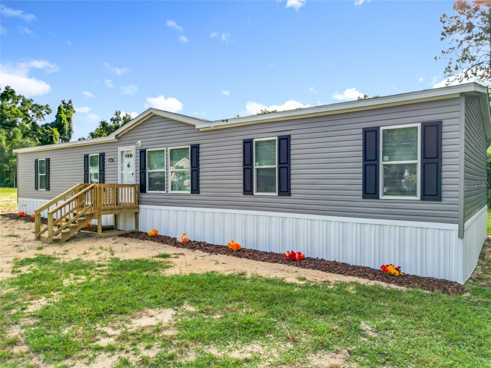 Image 3 of 52 For 8561 13th Court