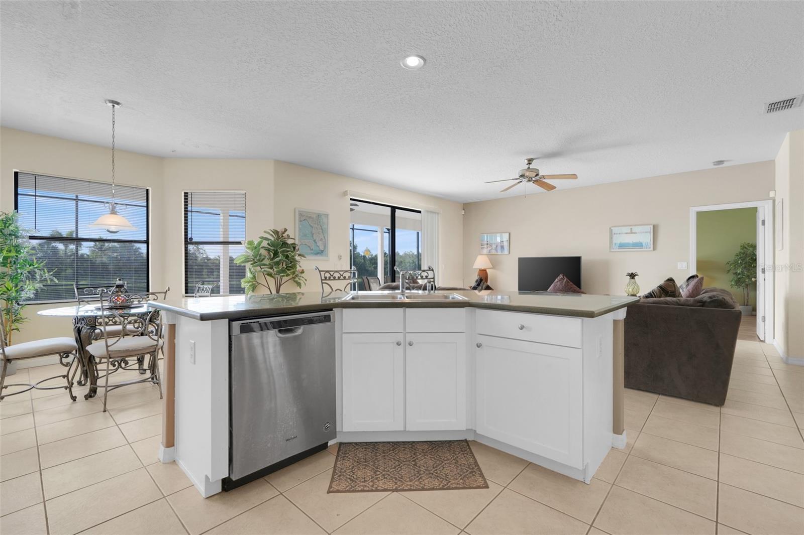 Image 22 of 56 For 2981 Siesta View Drive 2981