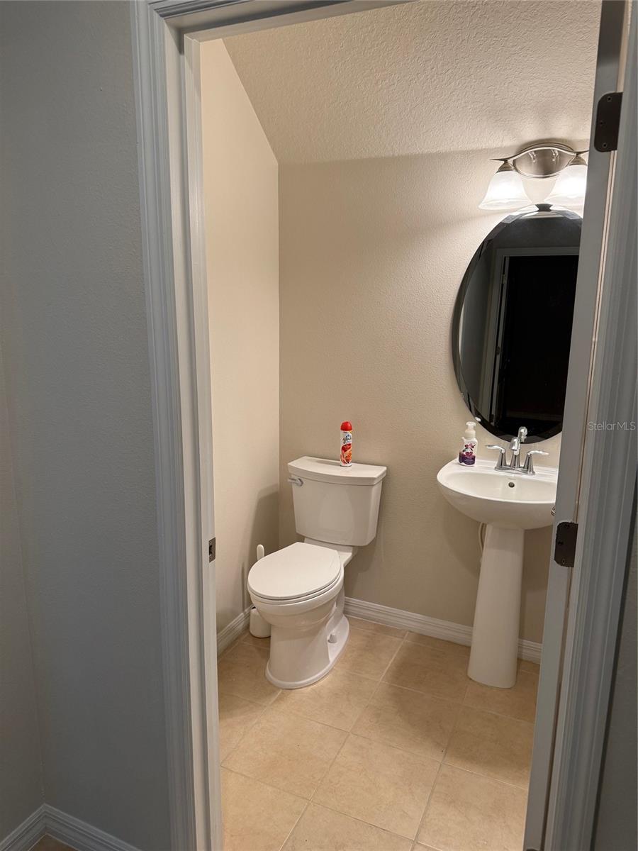 Image 11 of 99 For 2821 Cypress Bowl Road