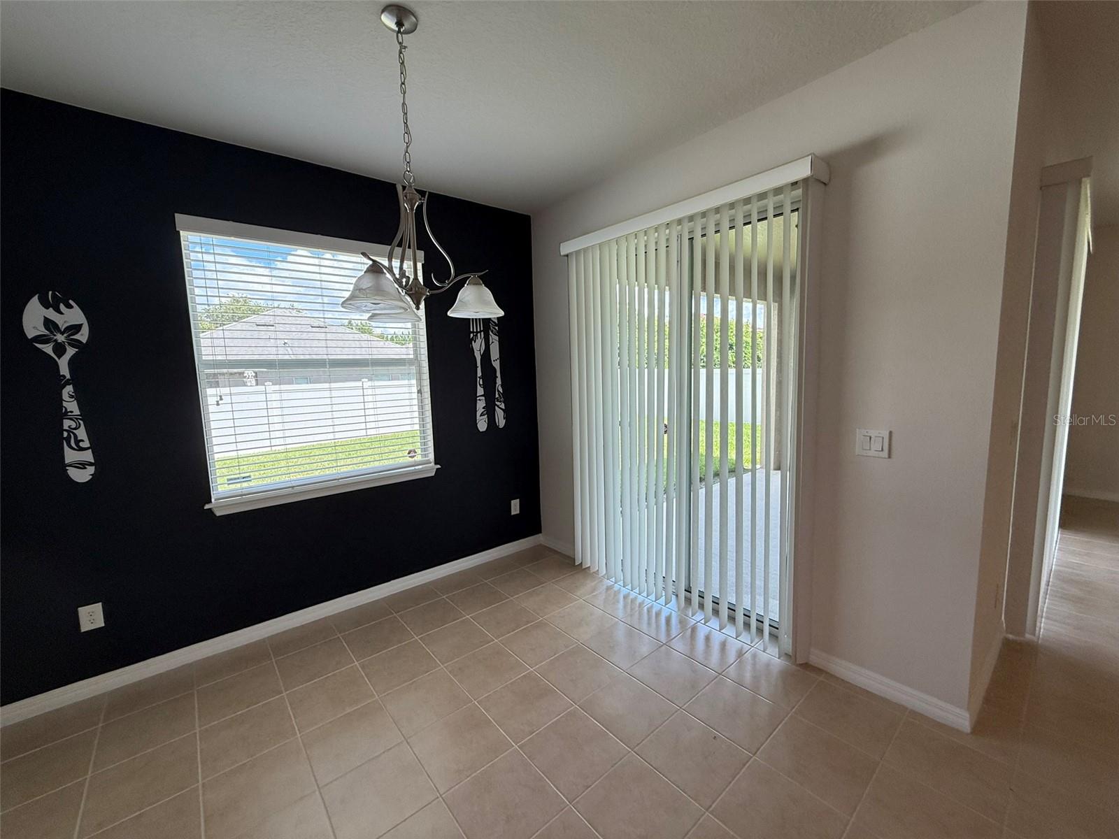 Image 60 of 99 For 2821 Cypress Bowl Road