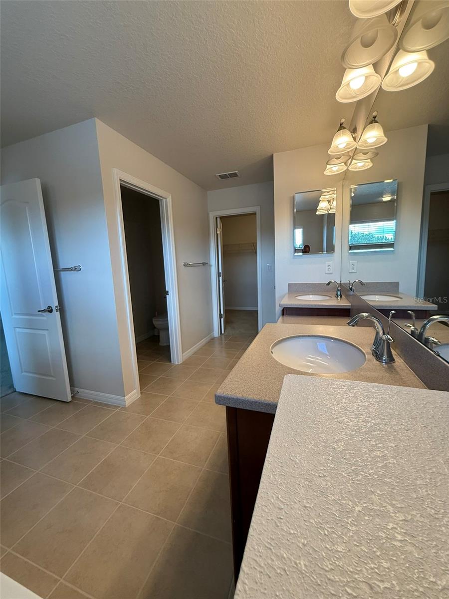 Image 64 of 99 For 2821 Cypress Bowl Road