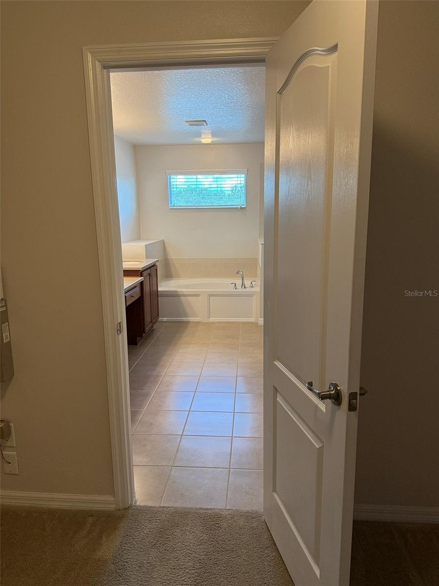 Image 68 of 99 For 2821 Cypress Bowl Road