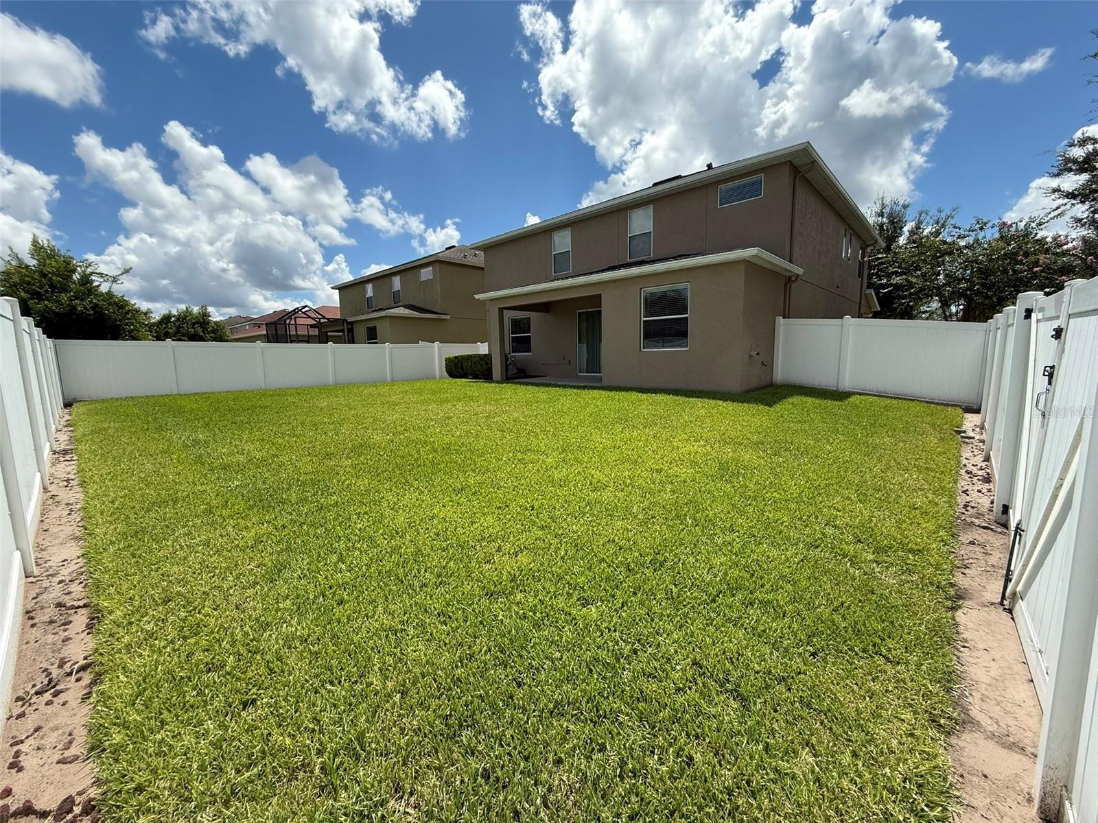 Image 73 of 99 For 2821 Cypress Bowl Road