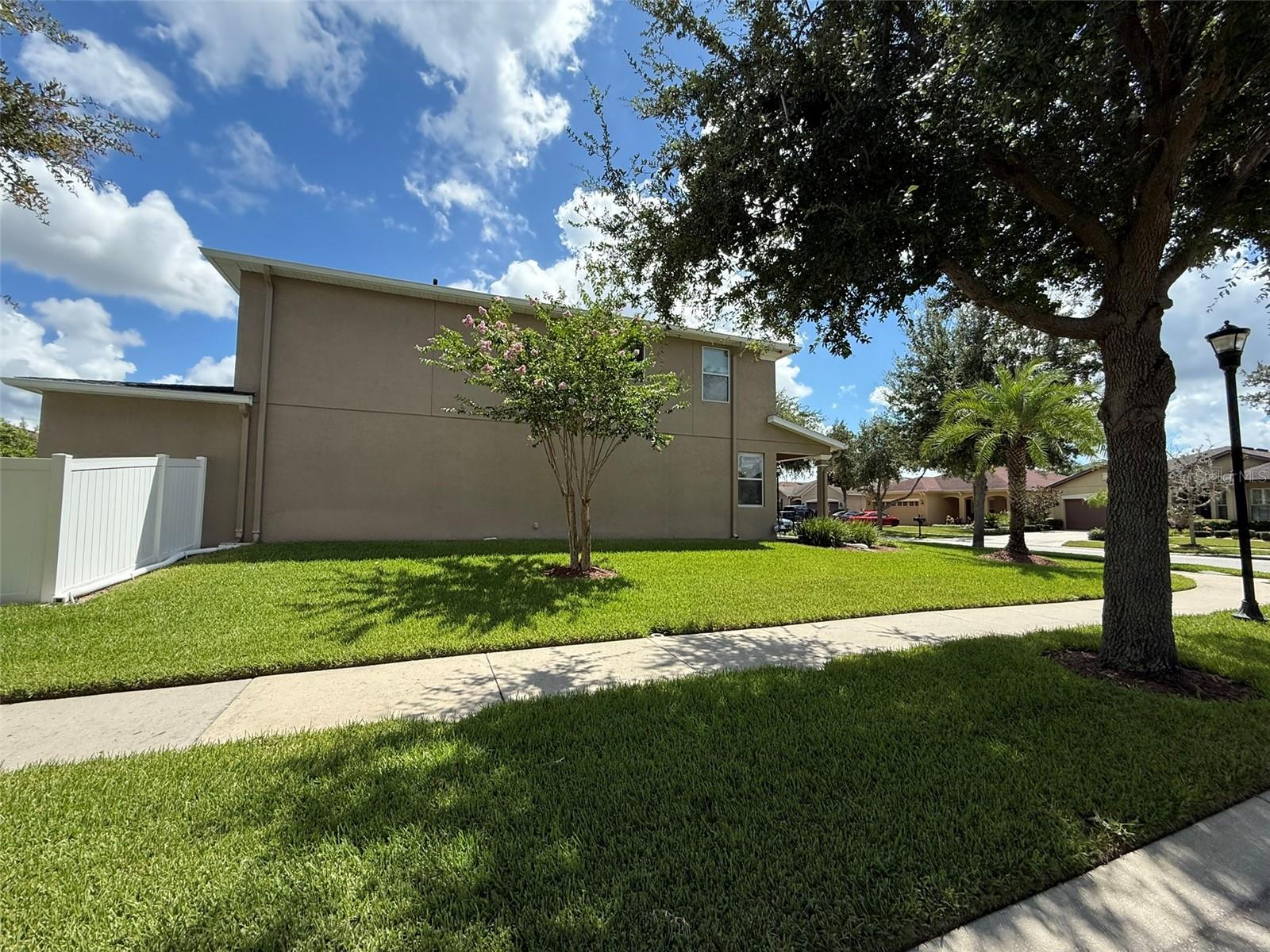 Image 80 of 99 For 2821 Cypress Bowl Road