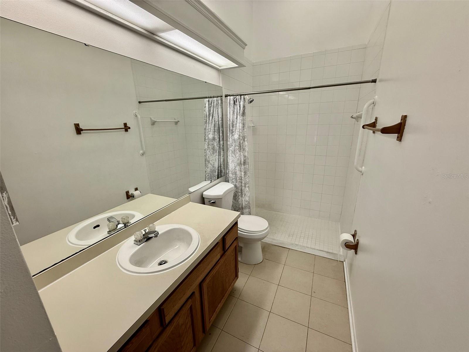 Image 14 of 15 For 2900 Risser Avenue